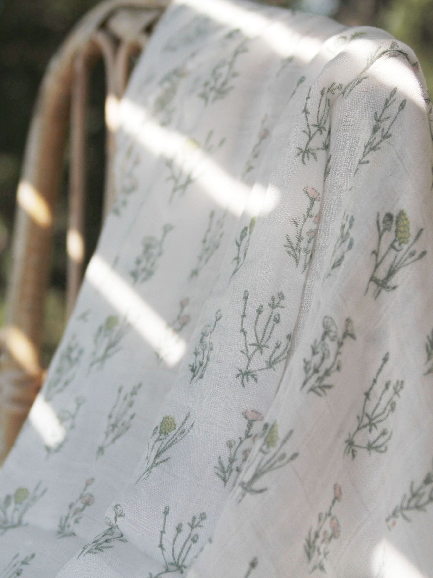 aden + anais baby muslin blankets pink floral print 3 pack, imported from the UK