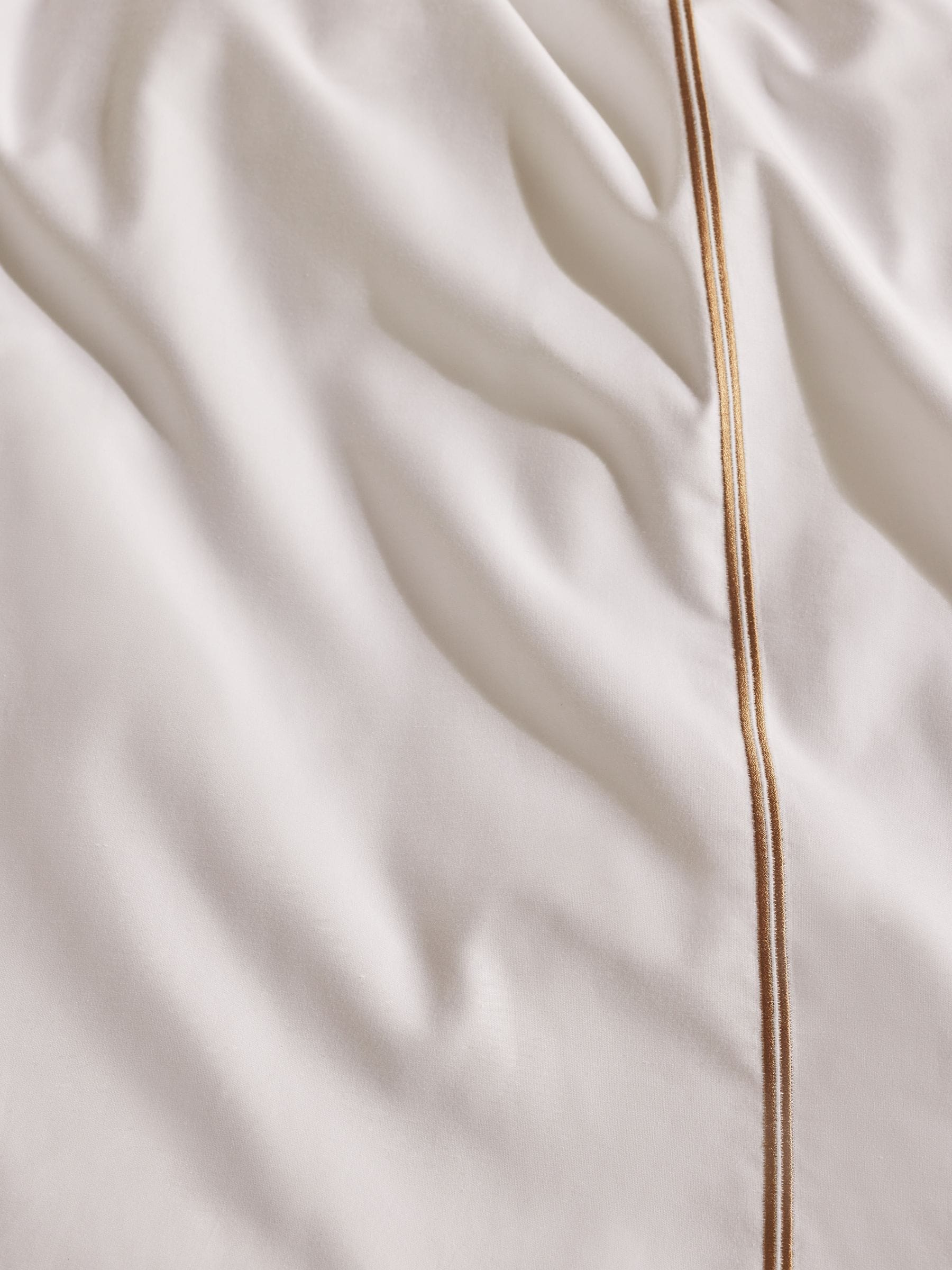 N. Premium Ivory Toffee duvet set, imported from the UK