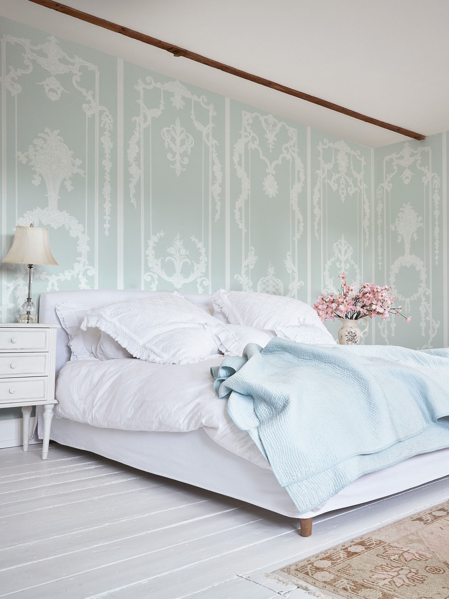Shabby Chic Blue Panel Francaise mural 4M, UK version