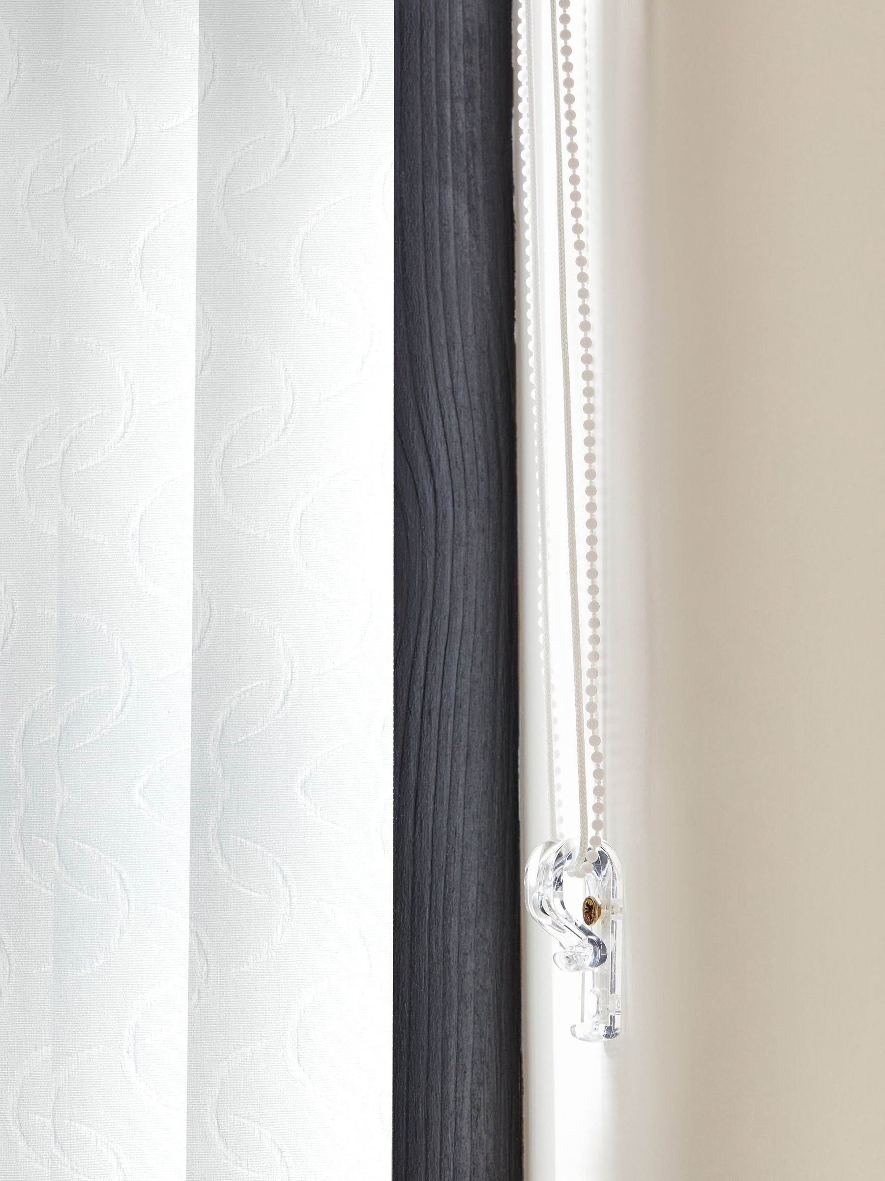 Aver white vertical blinds made to measure, UK version