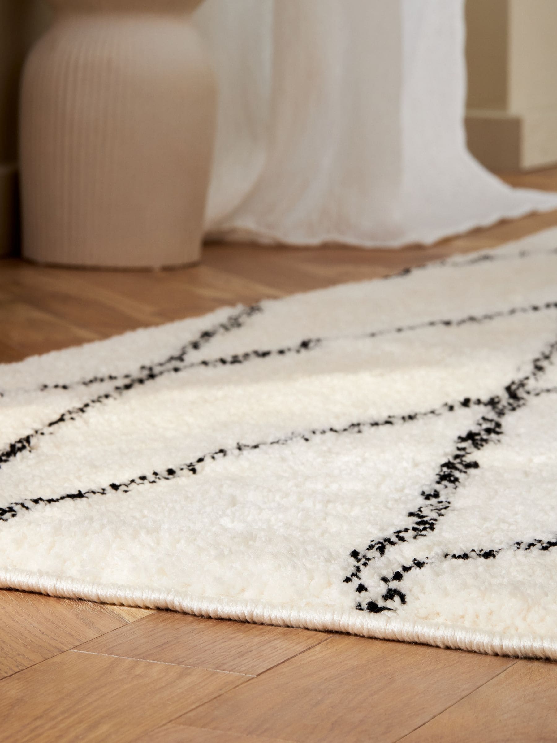 Monochrome washable Berber runner rug 200cm - British product