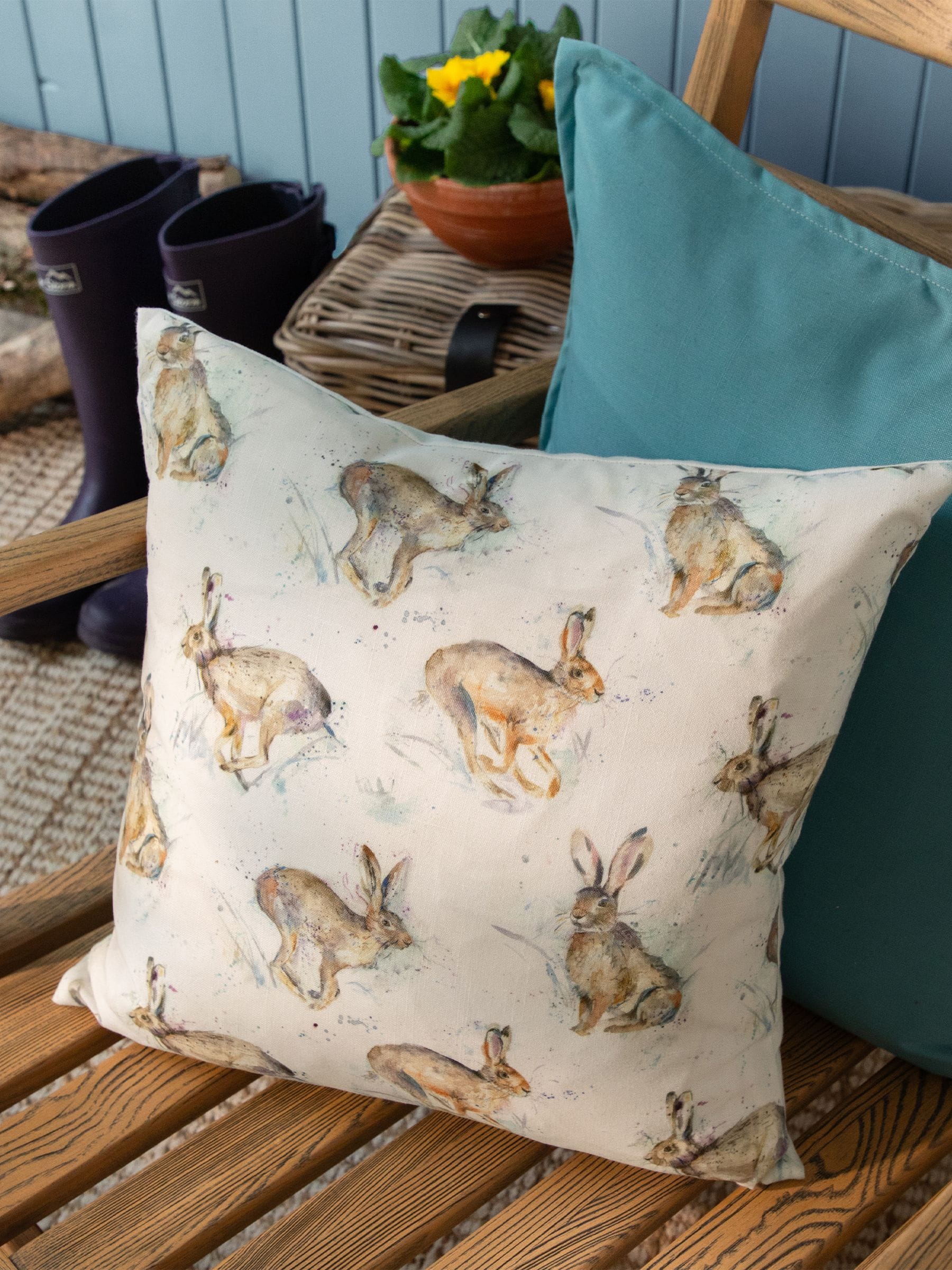 Voyage Maison outdoor cushion multicolour Harriet Hare 43cm, UK version