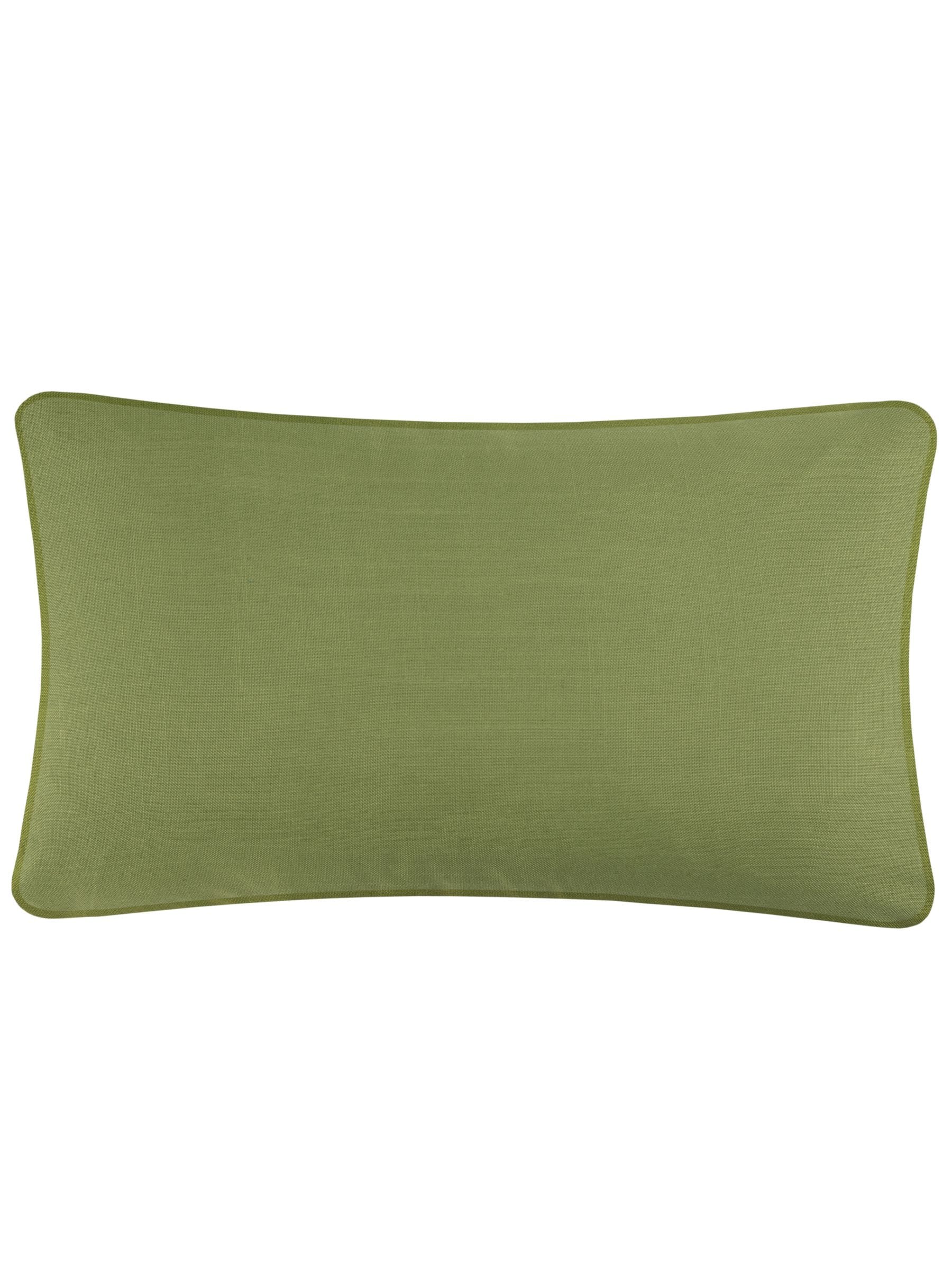 Voyage Maison outdoor cushion with Highland Cattle design 50x30cm, imported from the UK