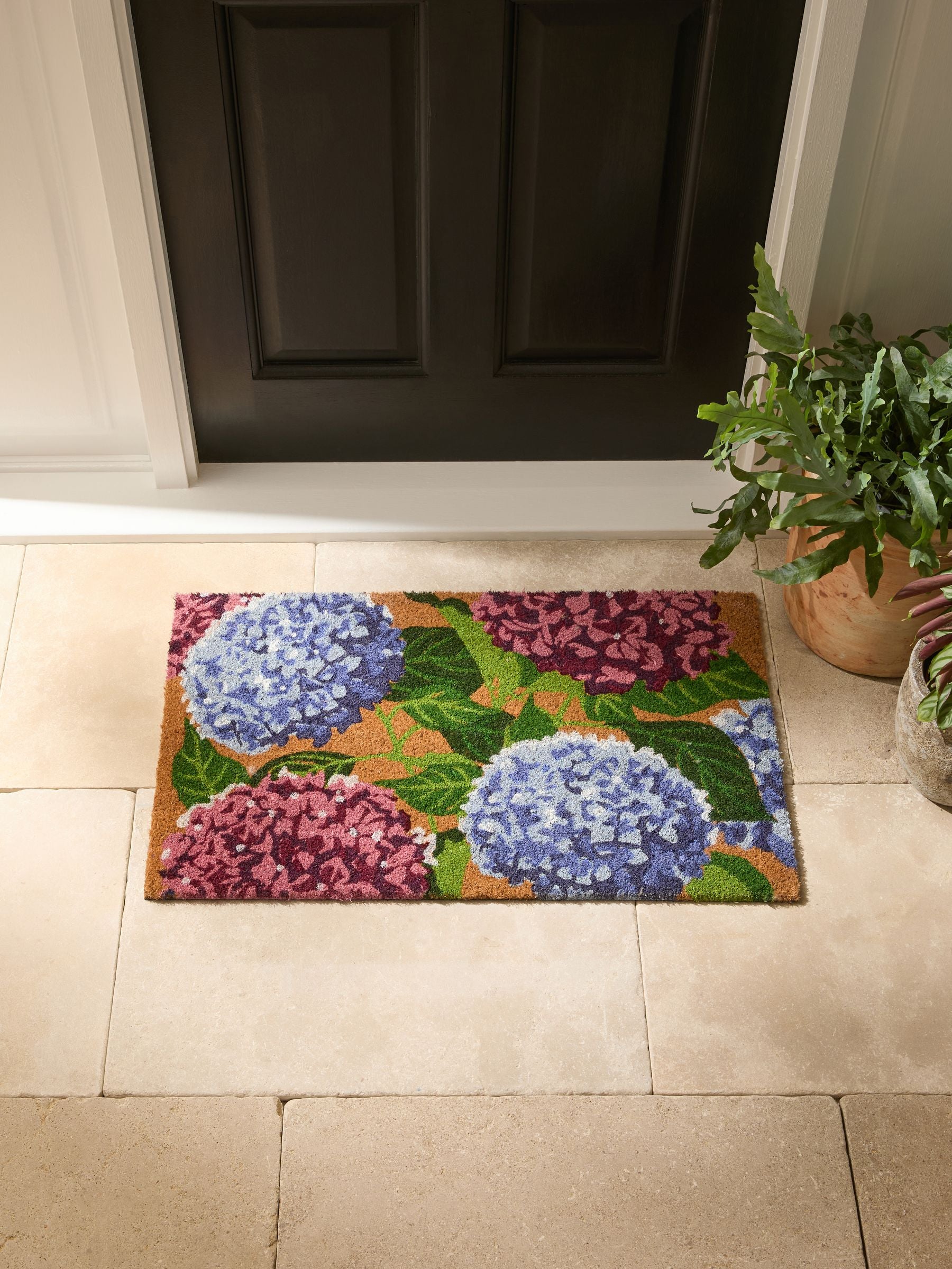 Blue Hydrangea Floral coir doormat, various sizes (British brand)