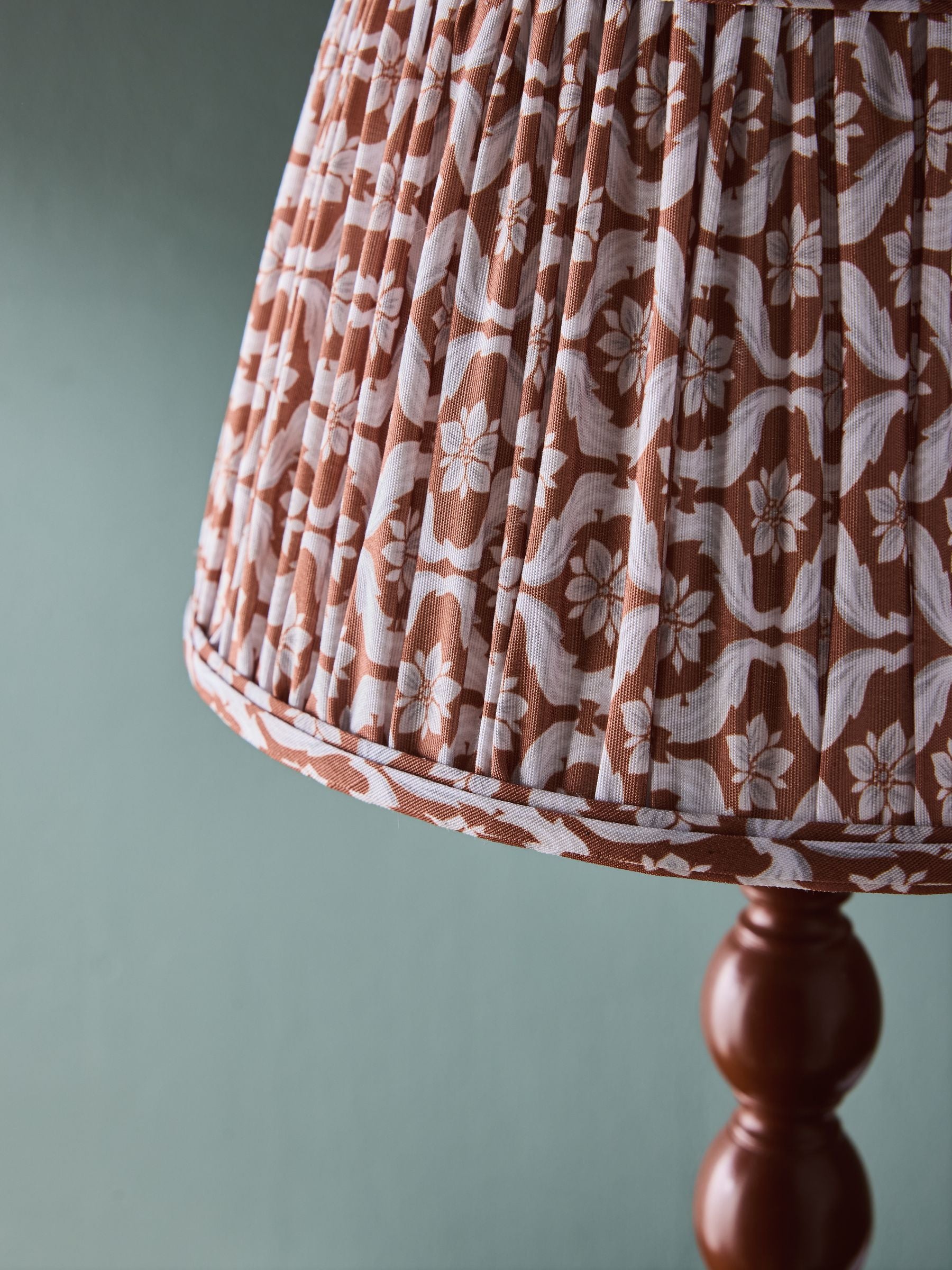 Clarke & Clarke table lamp rust brown Giverny Cetara Bobbin 46cm (British brand)