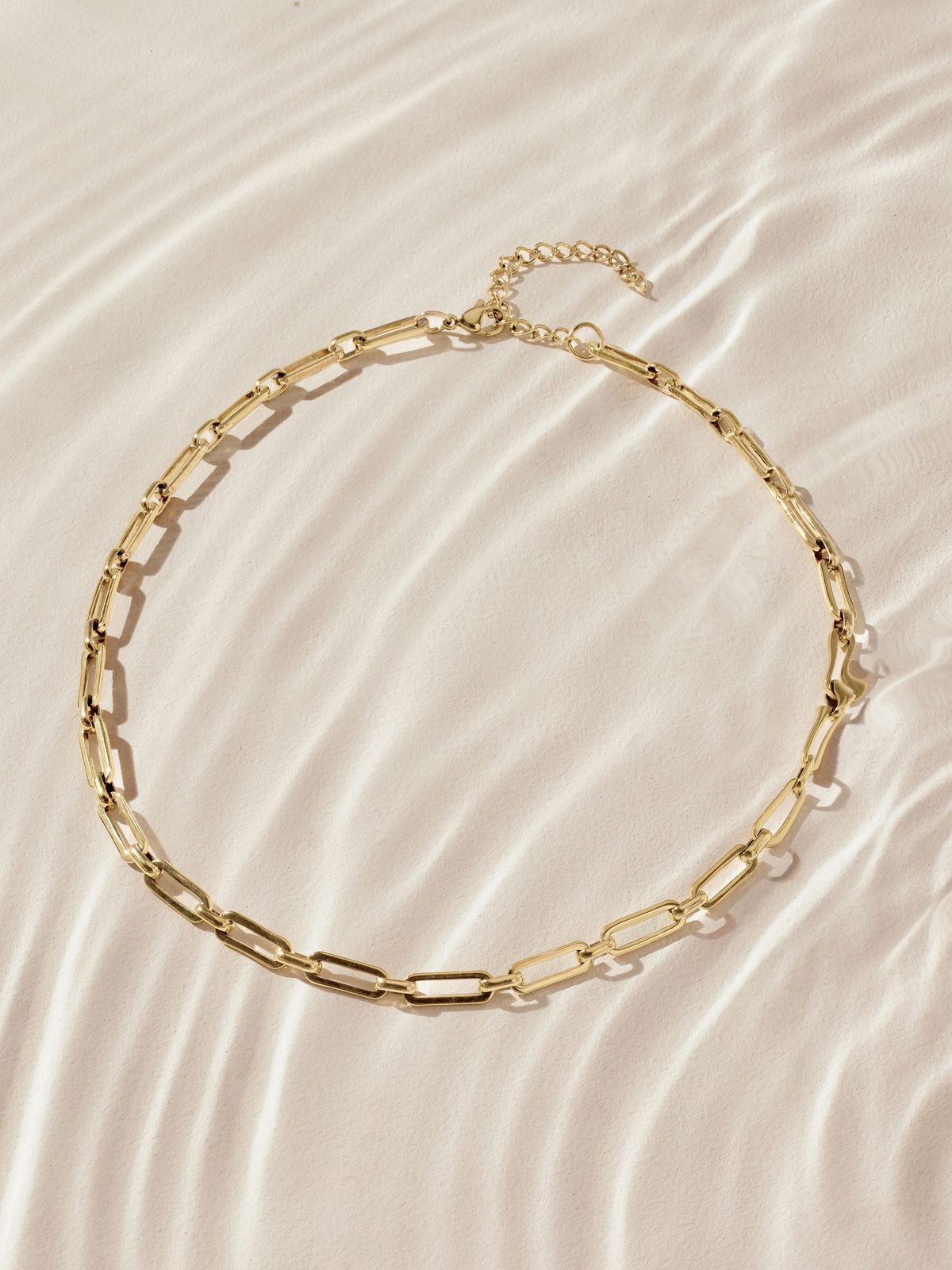 Gold tone stainless steel paperclip chain necklace, UK version