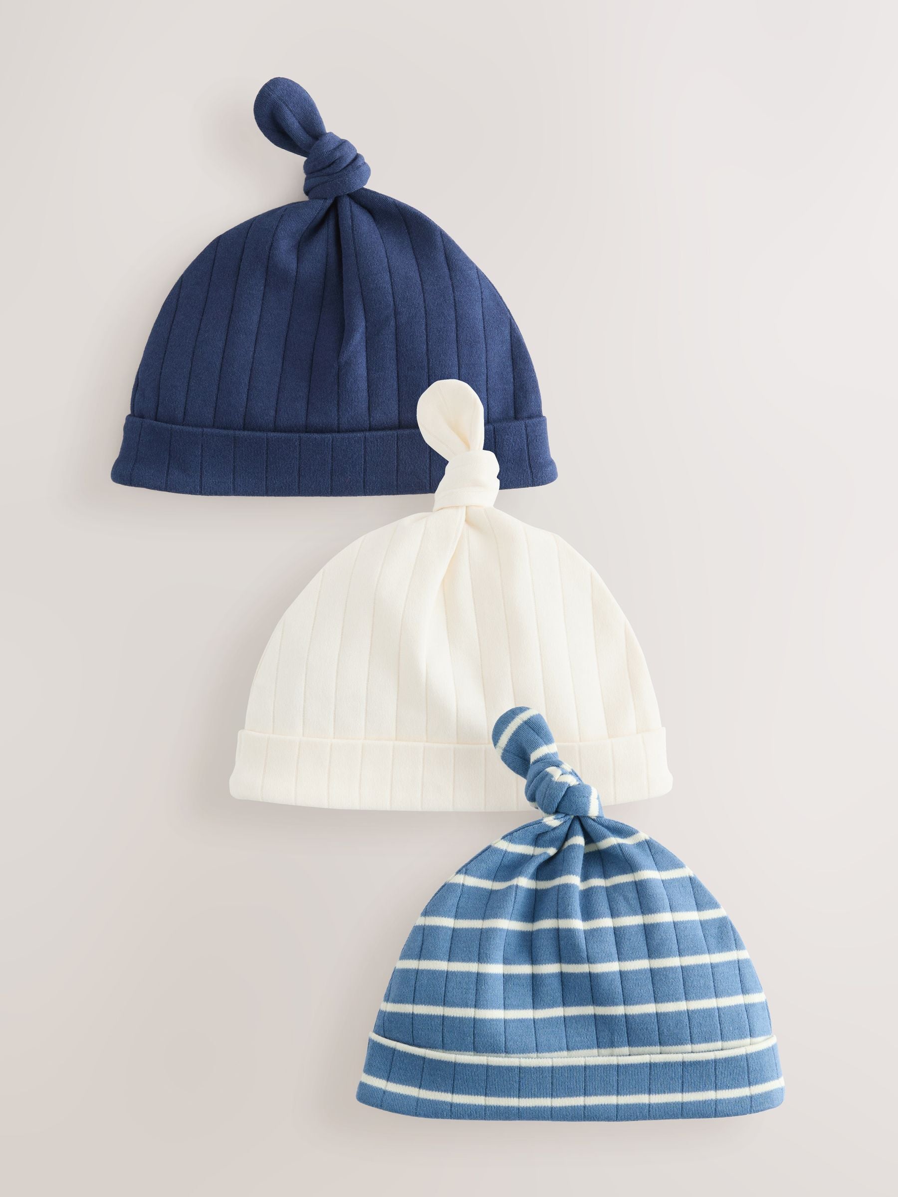 Blue baby beanies 0-18 months, UK version