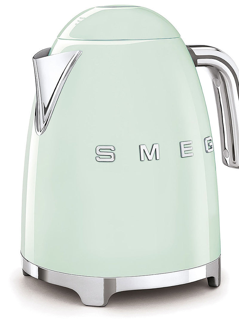 Smeg black kettle 1.7L (British brand)