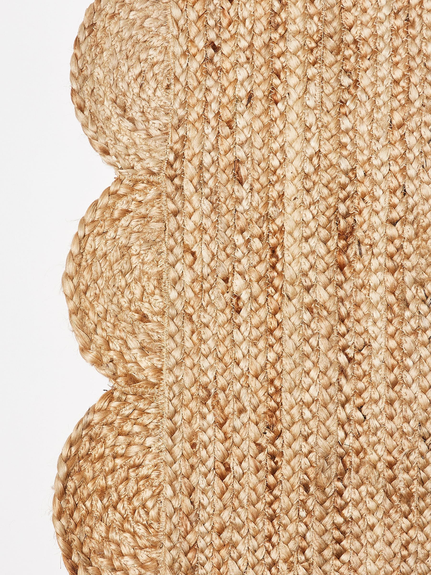 Oliver Bonas natural brown scalloped jute rug large (British brand)
