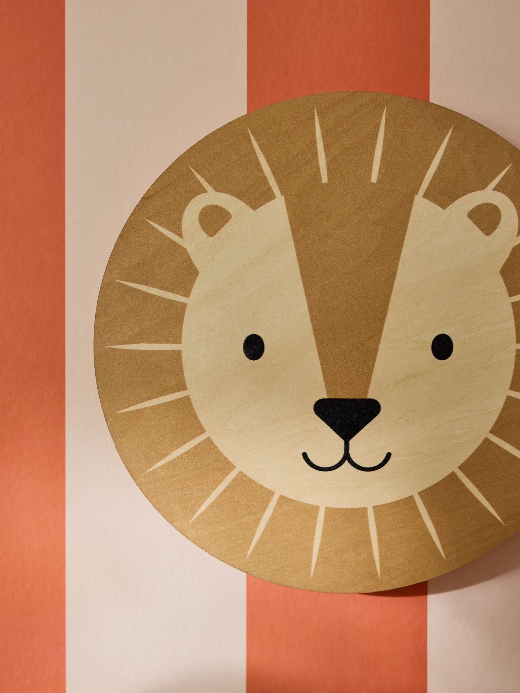 Jojo Maman Bébé wooden Luca Lion wall night light - British product