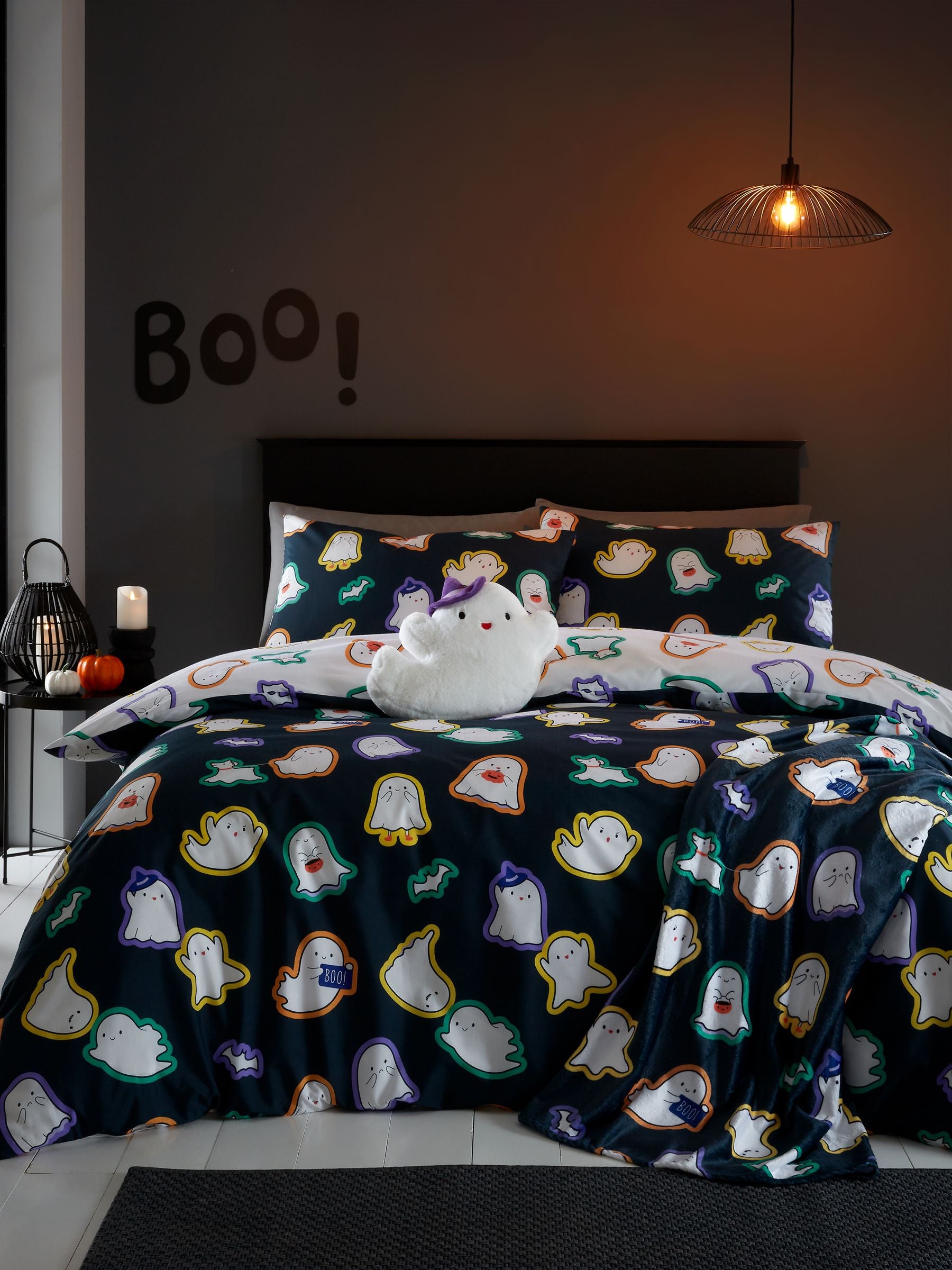 Catherine Lansfield ghost cushion with witch hat, imported from the UK