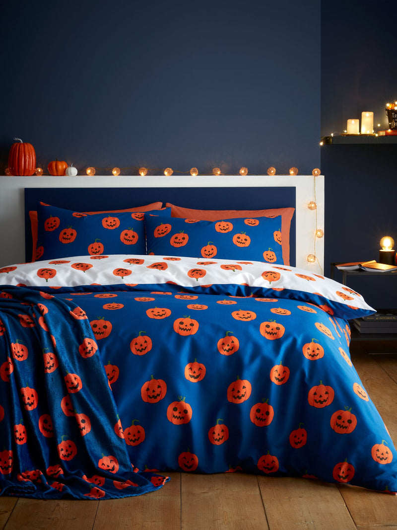 Catherine Lansfield fleece throw Halloween pumpkins 130x170cm, UK version