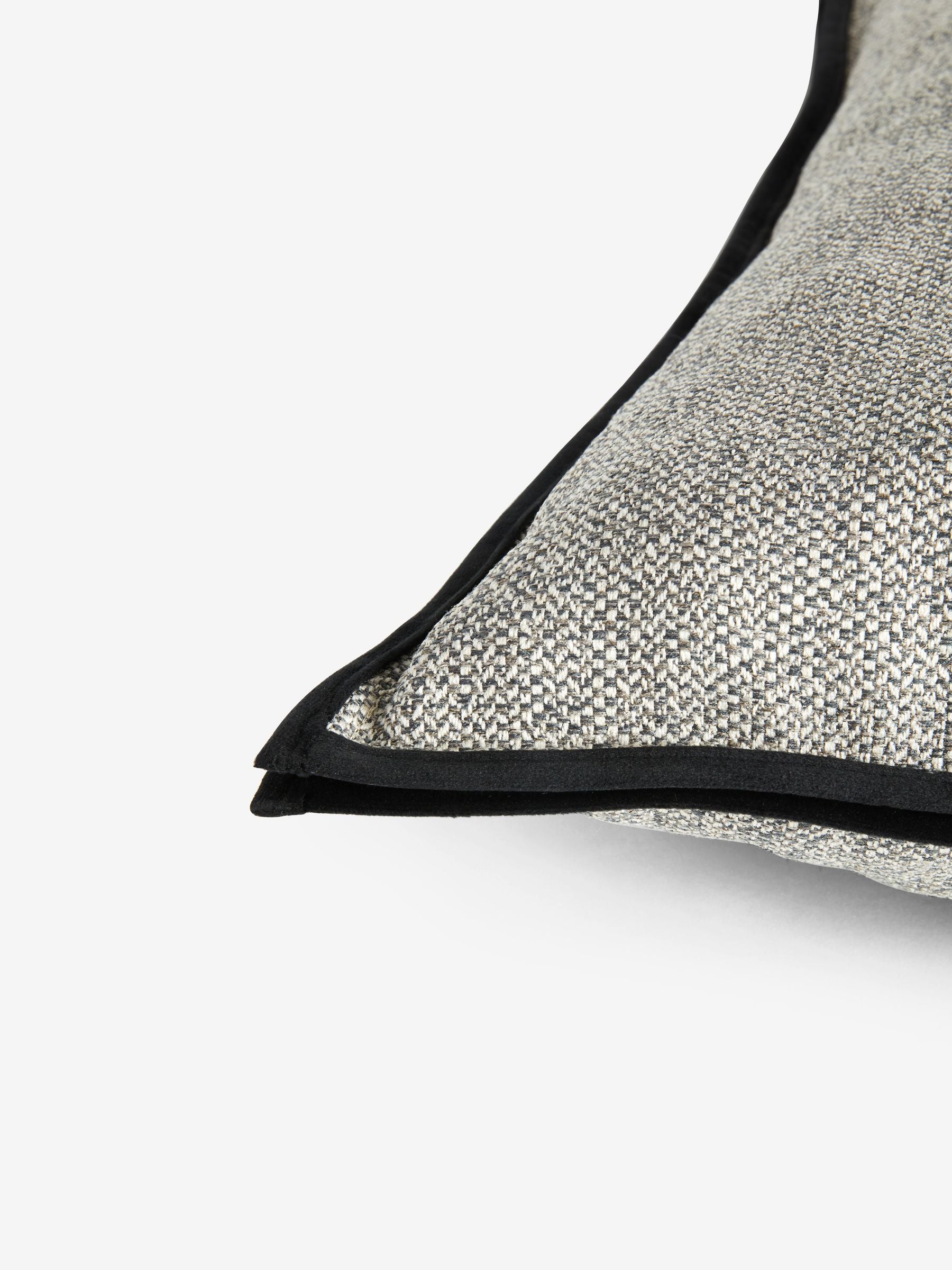 Tweed velour trim cushion black 59x59cm - British product