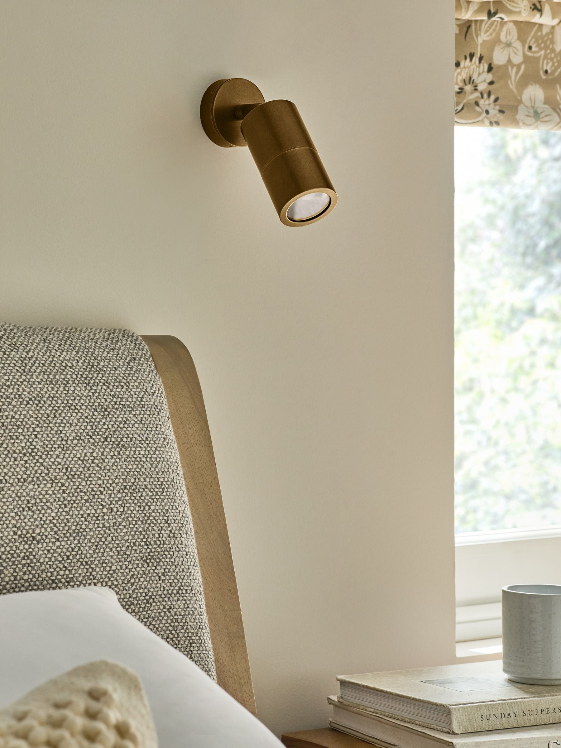 Bronze Ashfield wall light 18cm indoor outdoor - British product