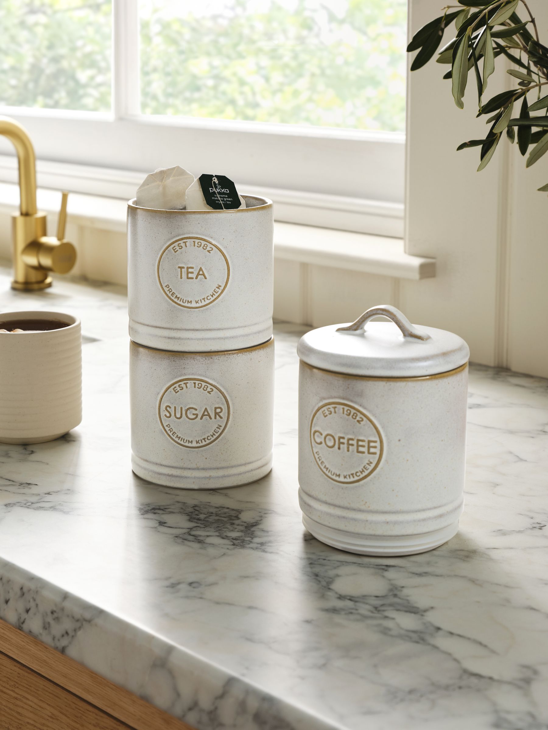 Natural Country Badge Set of 3 Stacking Storage Jars