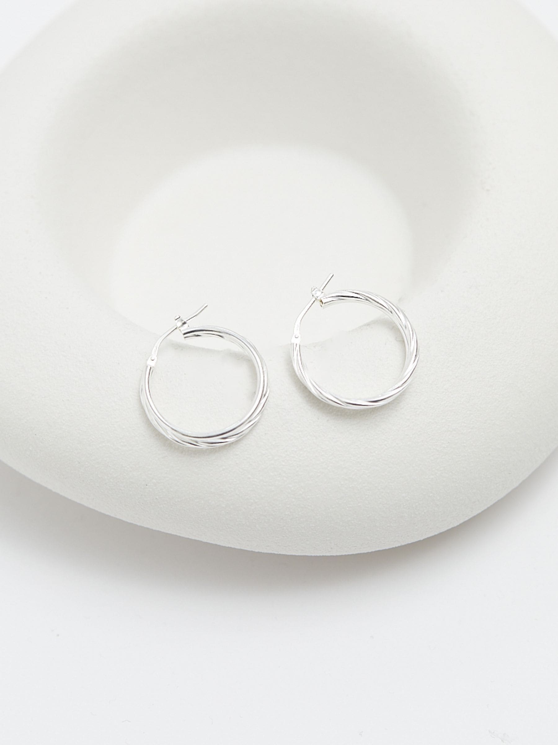 Simply Silver sterling silver textured mini sleeper hoop earrings 18mm (British brand)