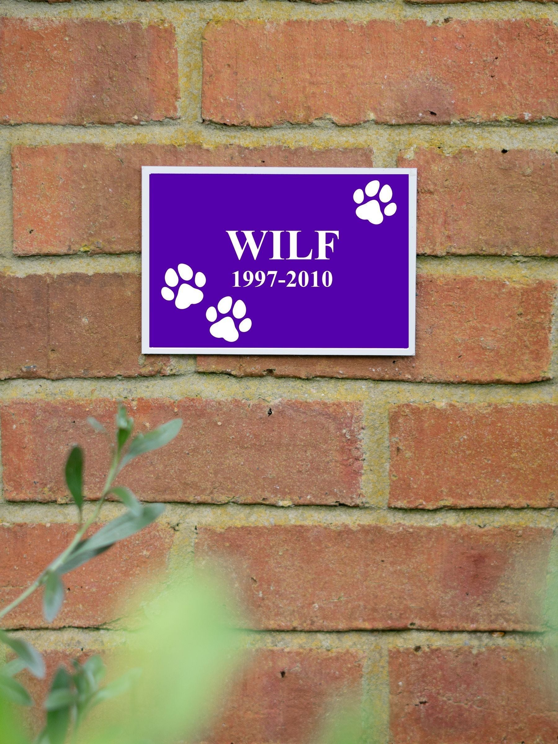 Jonnys Sister personalised metal pet memorial plaque 11x16cm, imported from the UK