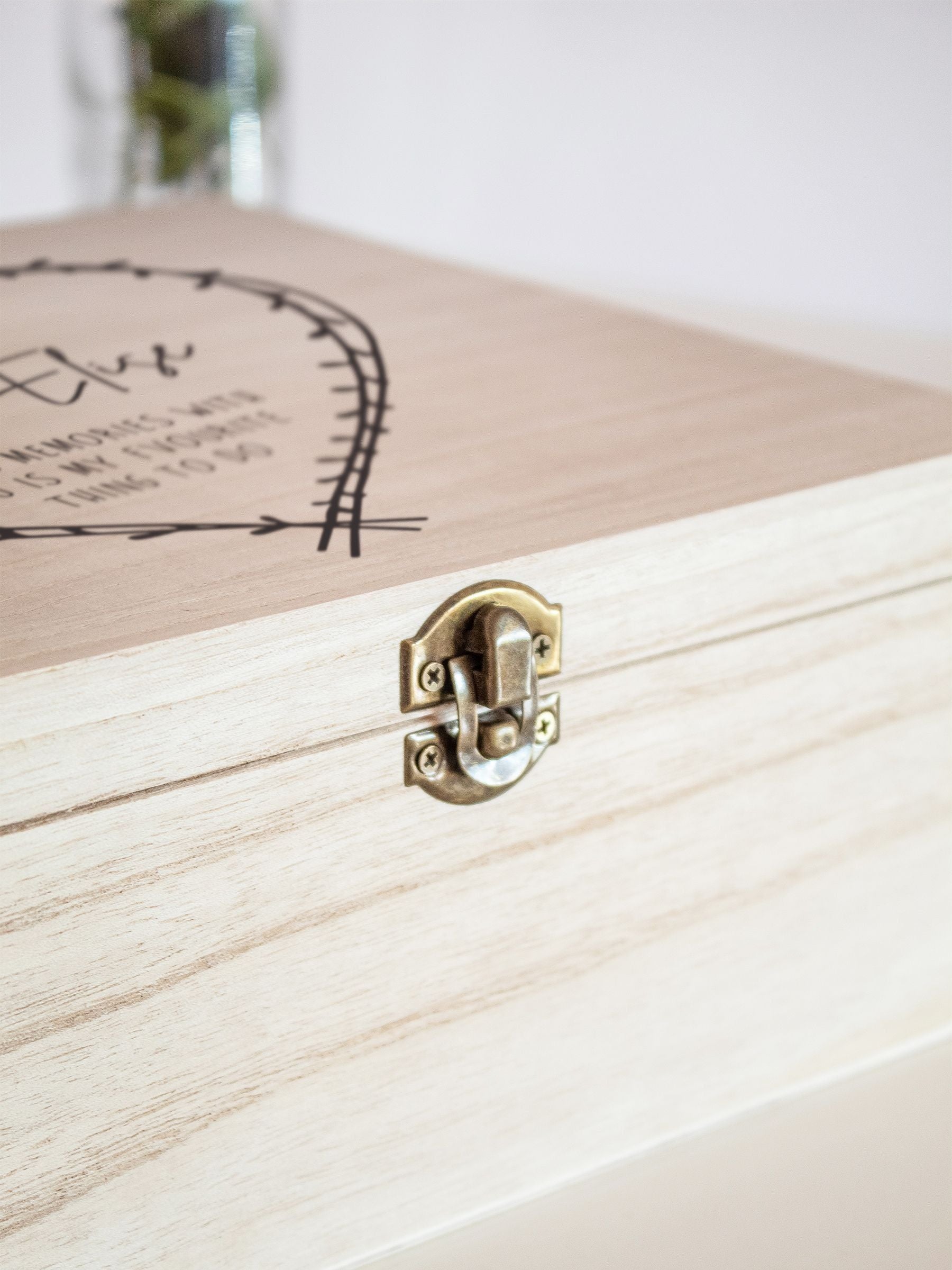 Jonnys Sister personalised wooden memory box - British product