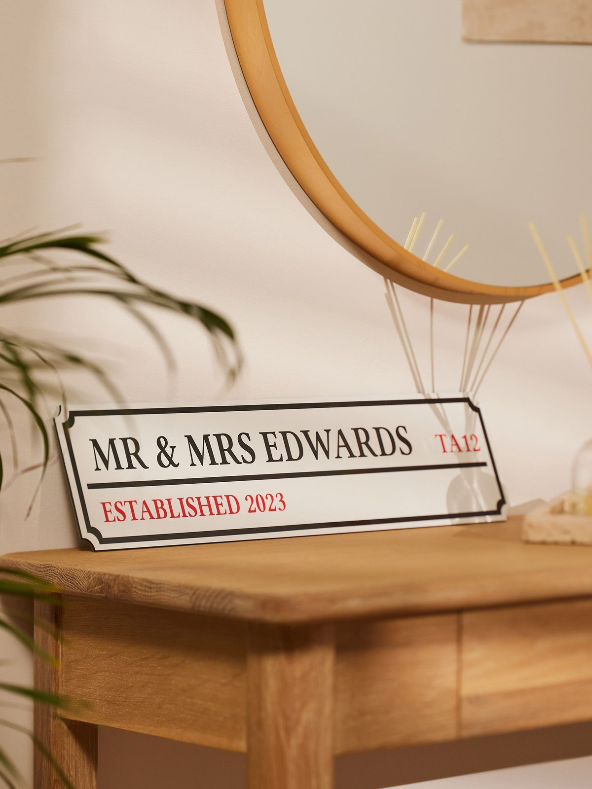 Jonnys Sister couple's street sign 48x12cm - British product