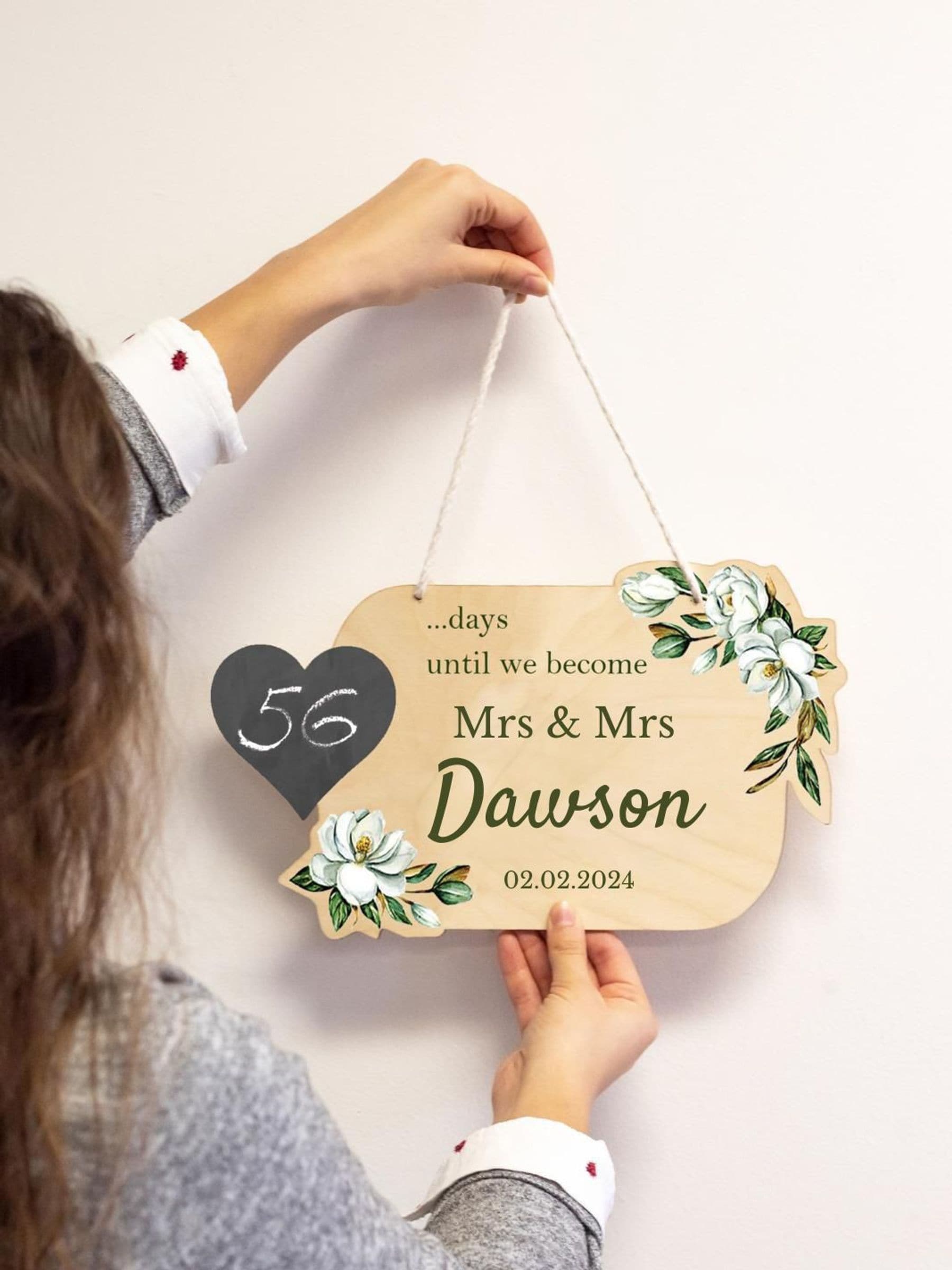 Jonnys Sister personalised wooden wedding countdown sign 327x196mm, imported from the UK