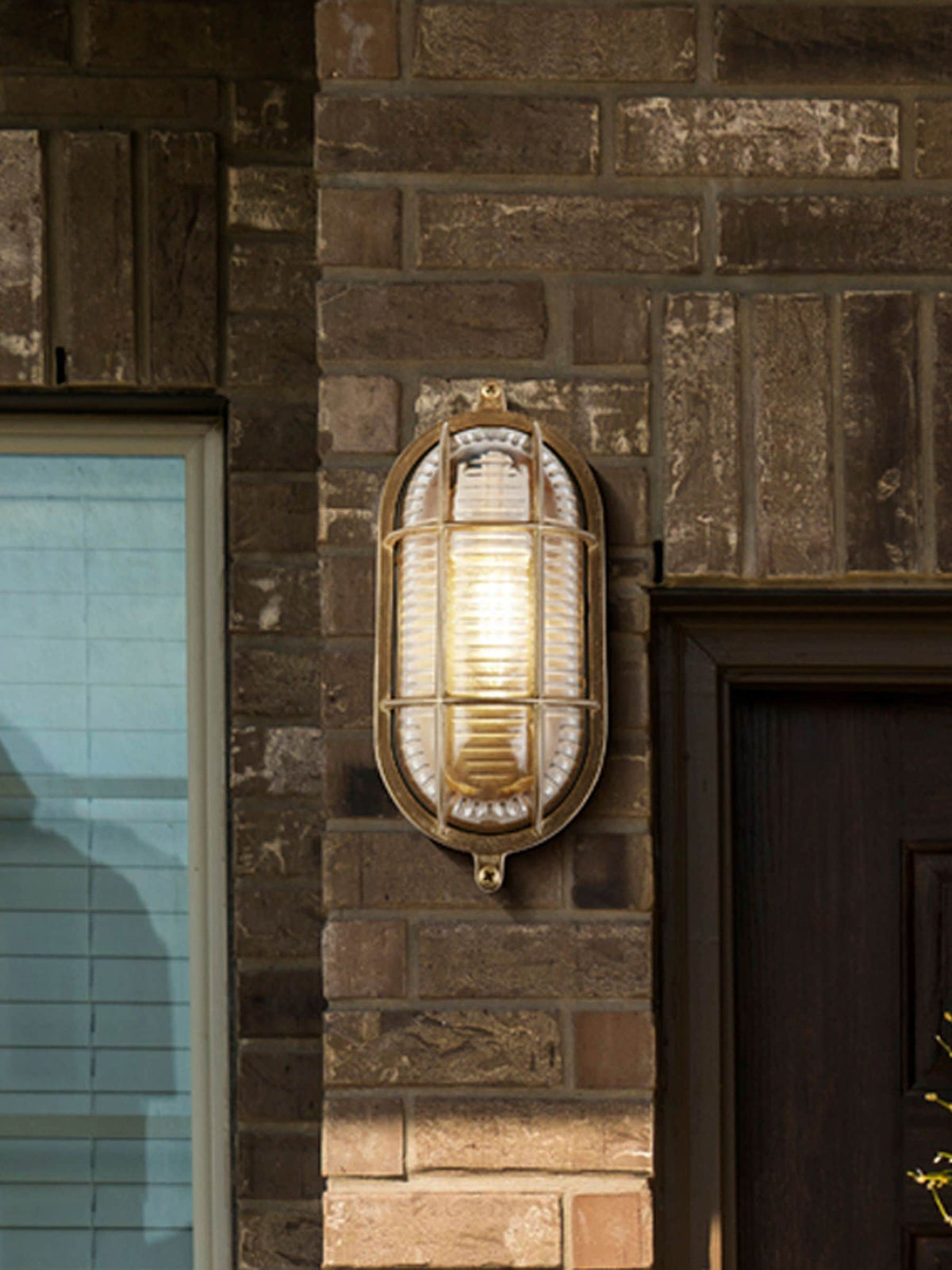 Searchlight outdoor wall light brass ocean oval - British product
