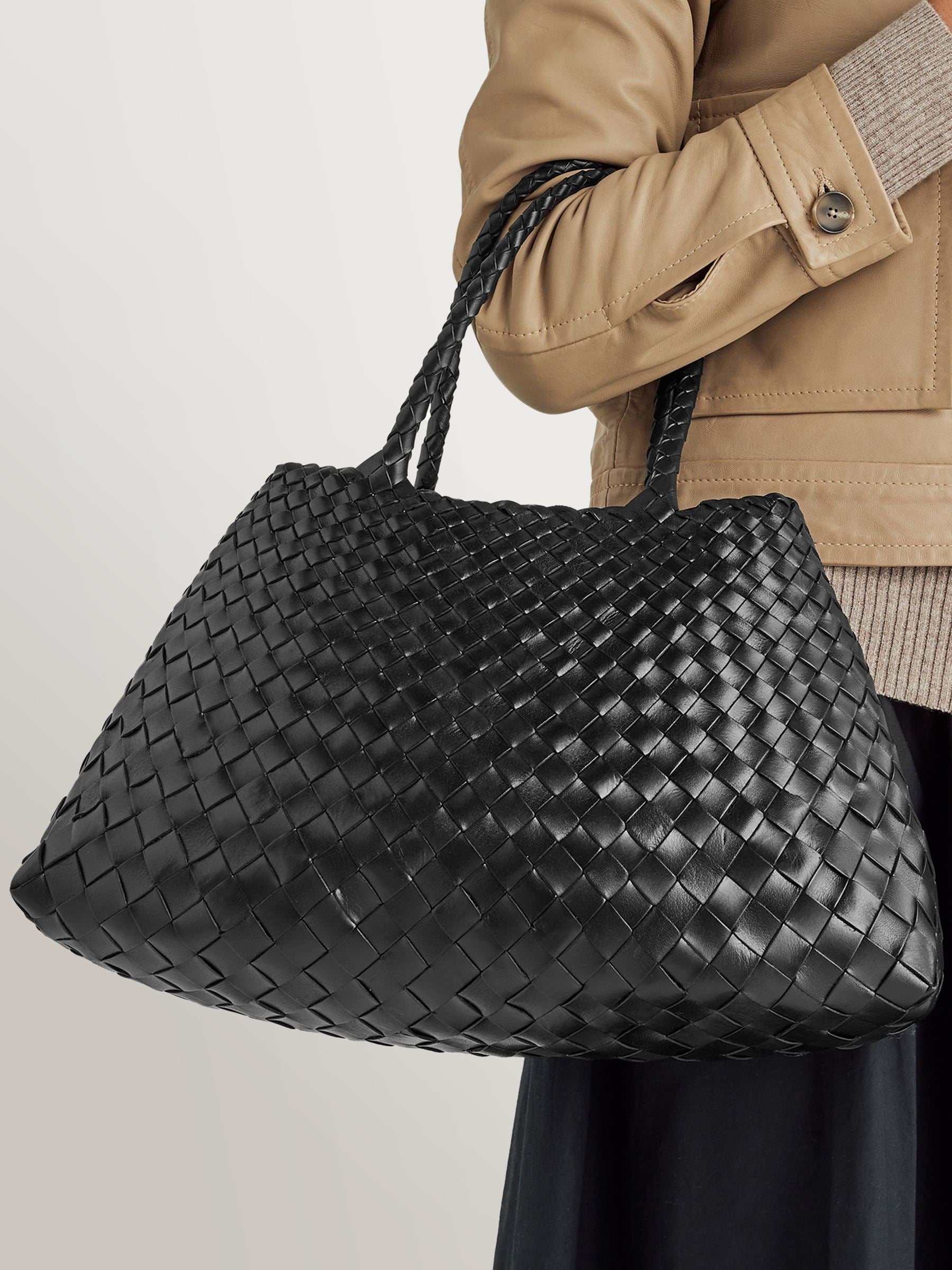 Dragon Diffusion Black Santa Croce Large Woven Bag