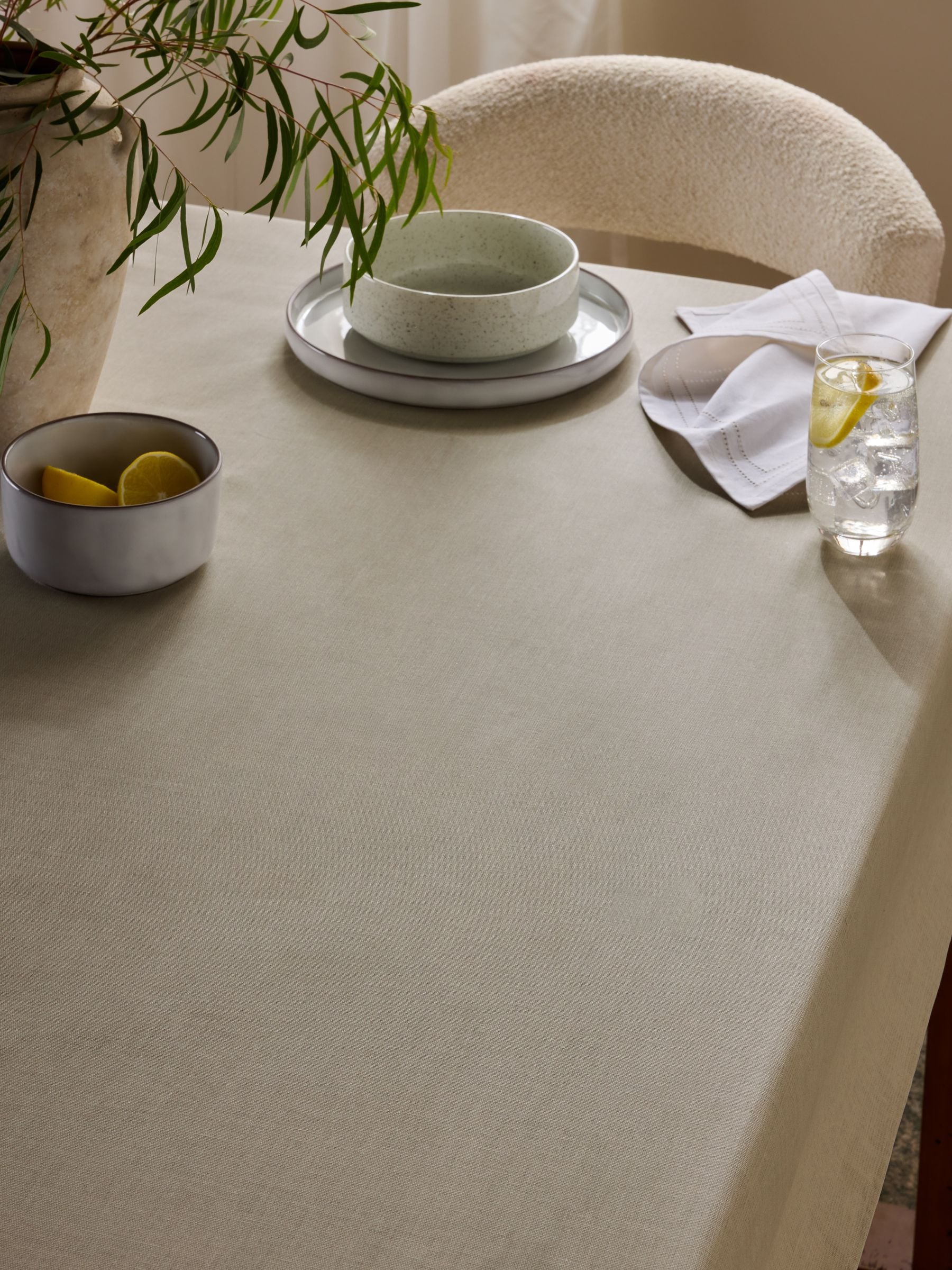 Floral border print table cloth with tassel trim, imported from the UK