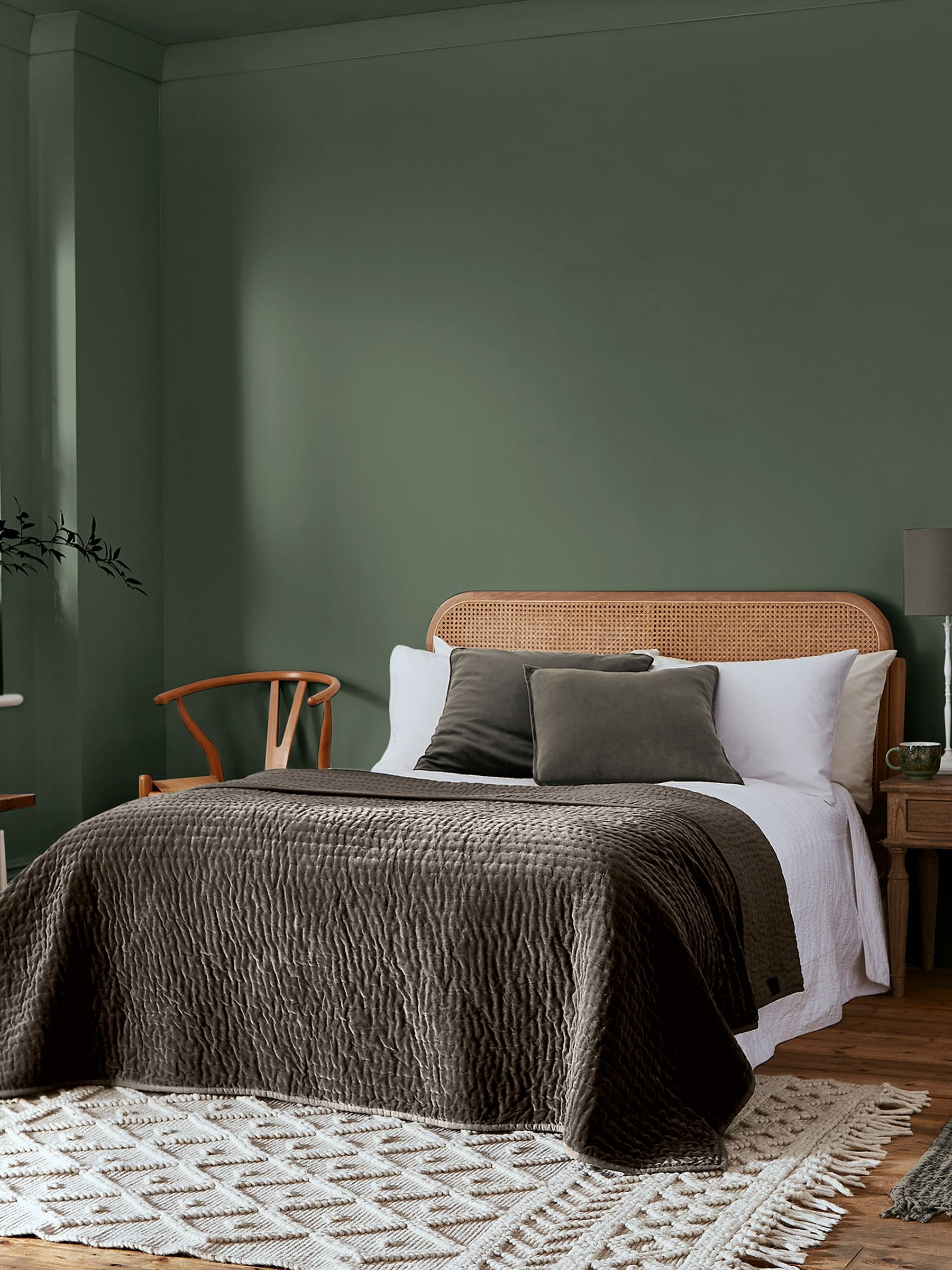 William Morris Olive Character paint 2.5L (British brand)