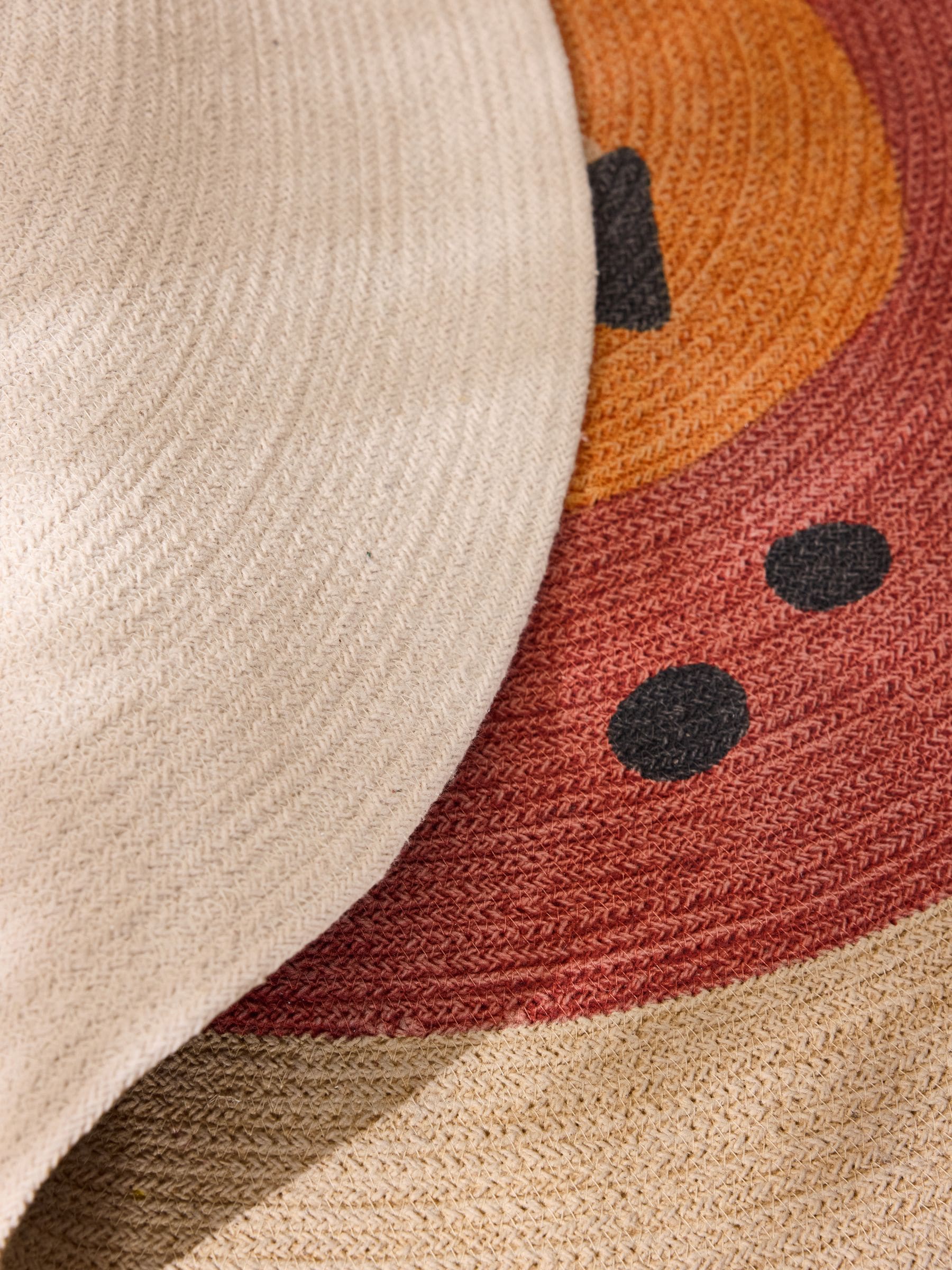 Jojo Maman Bébé Luca Lion round braided rug (British brand)