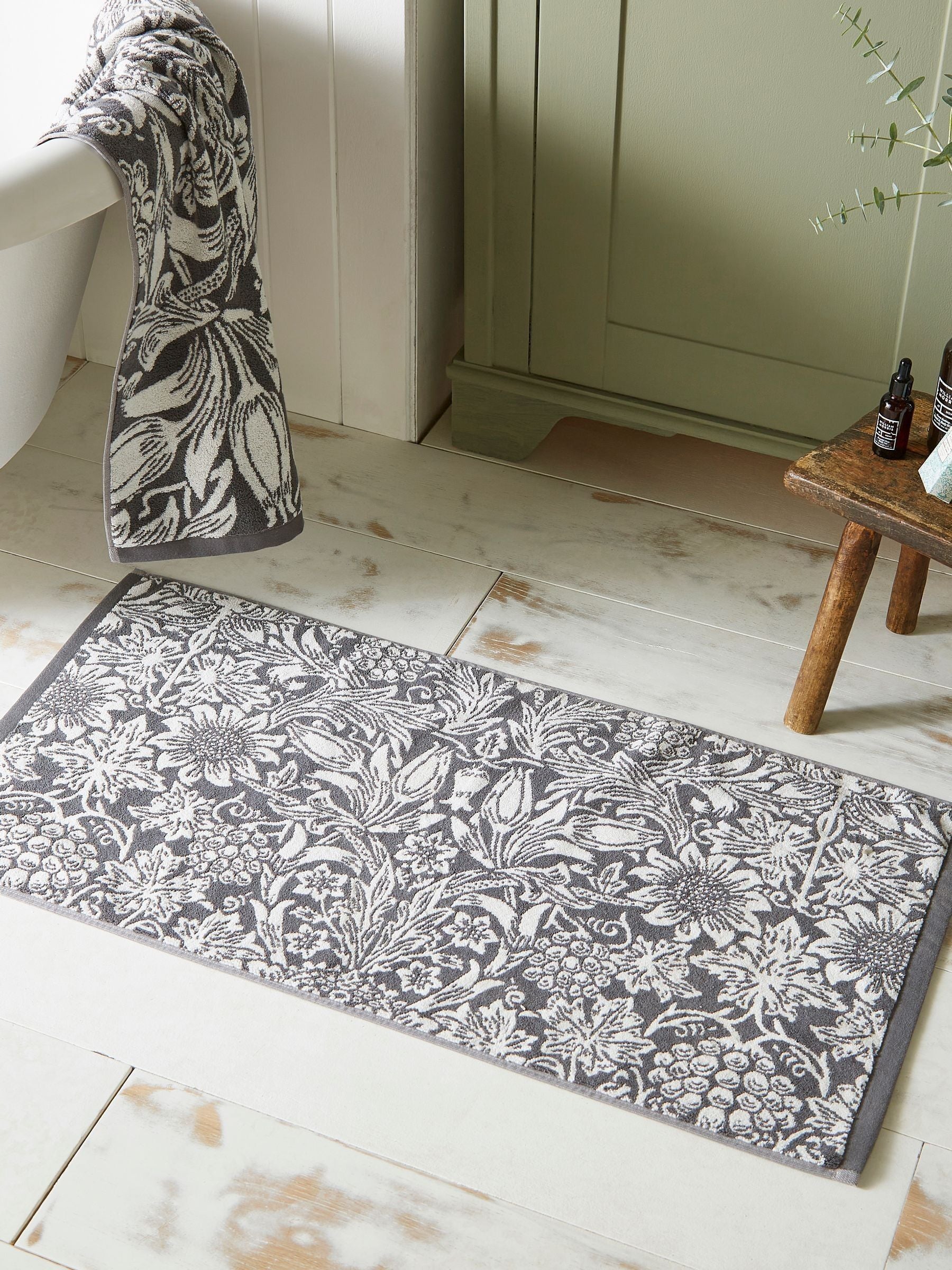 William Morris sunflower bath mat 90cmx50cm, imported from the UK