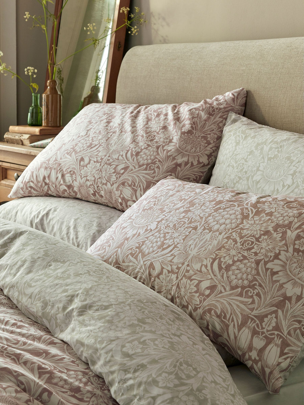 William Morris At Home Set of 2 Ink Sunflower Pillowcases