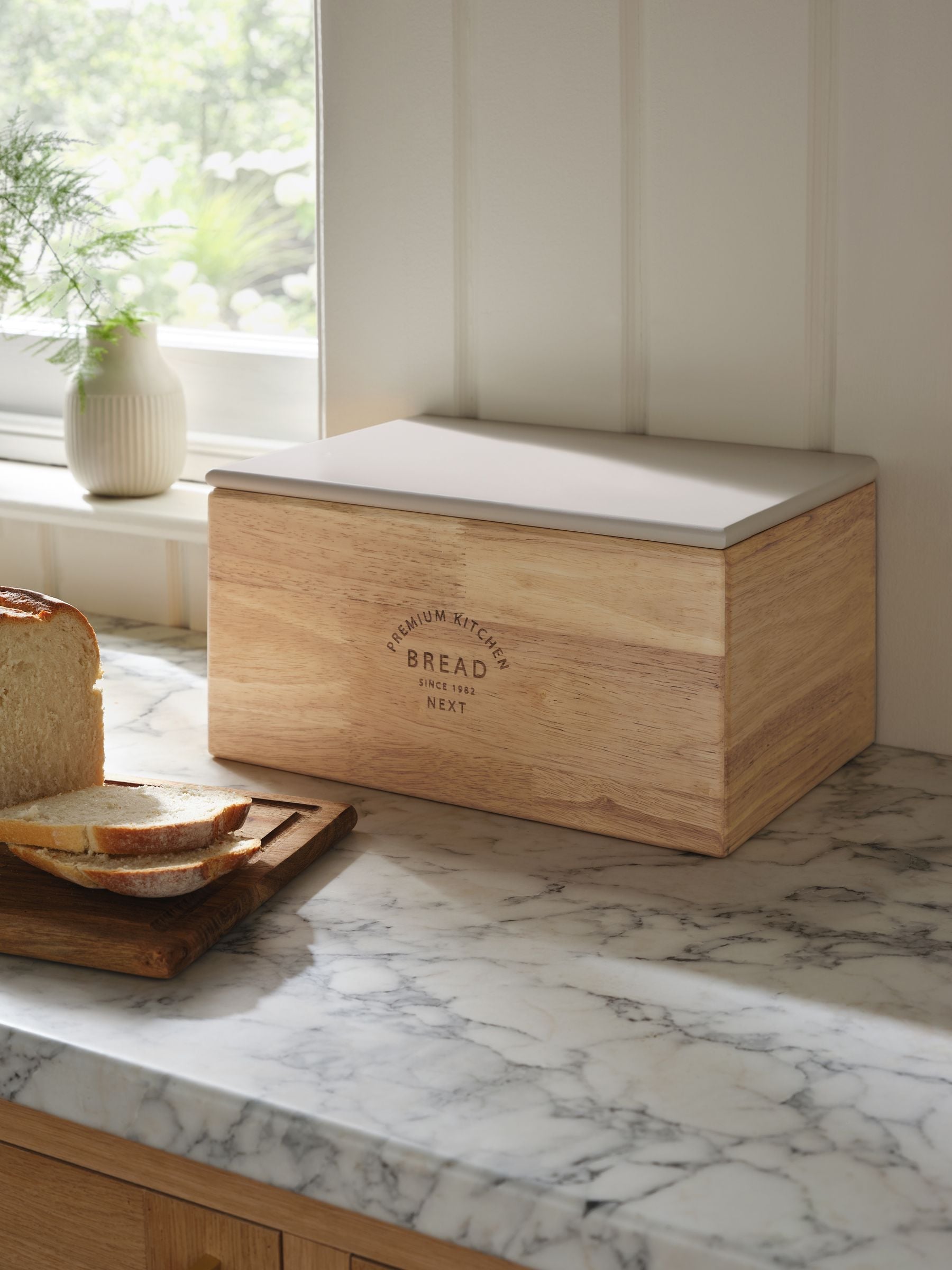 Cream Malvern country style bread bin - British product