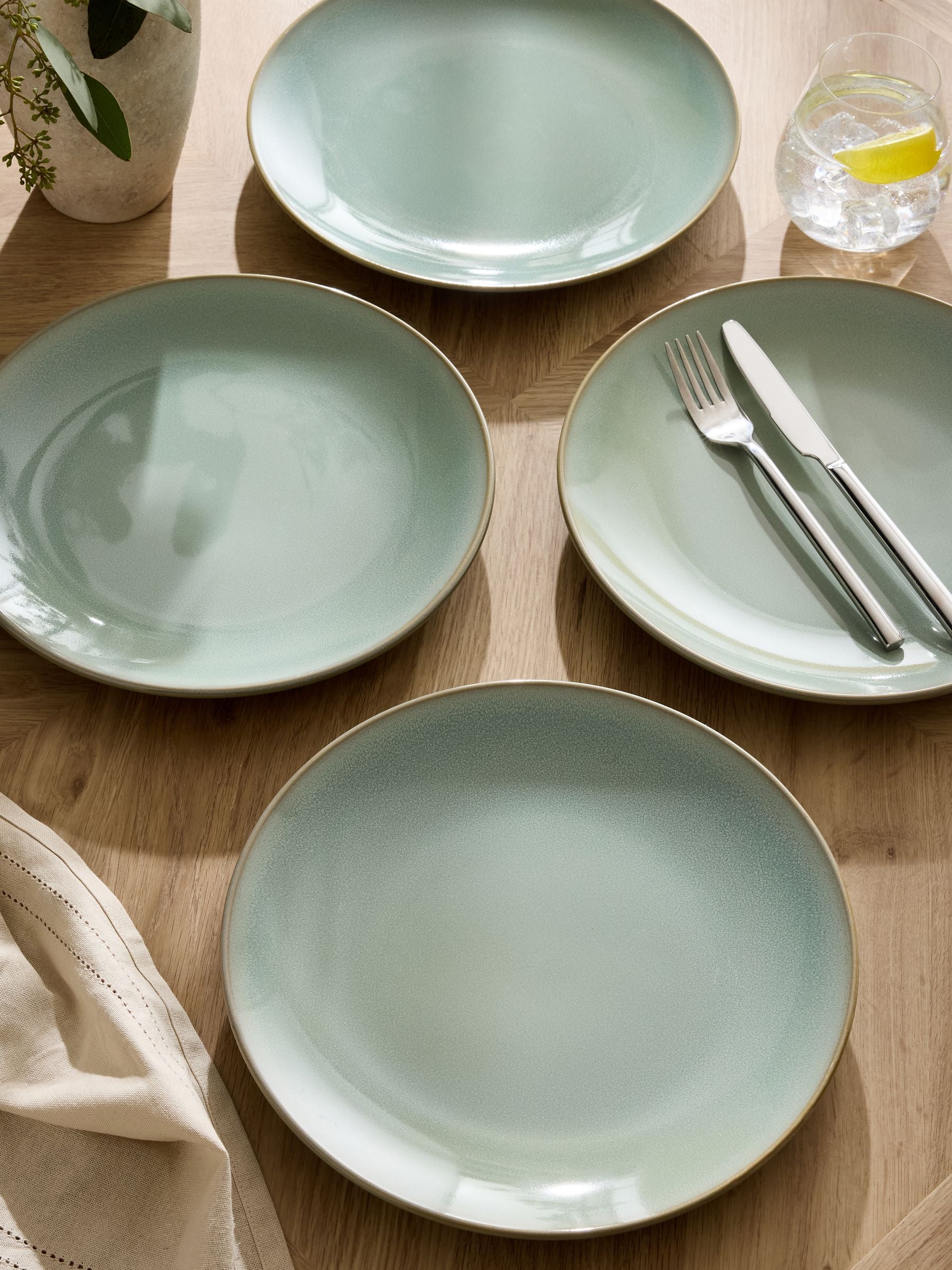 Speiseteller Salbeigrün Hampton Set von 4 (britische Marke)