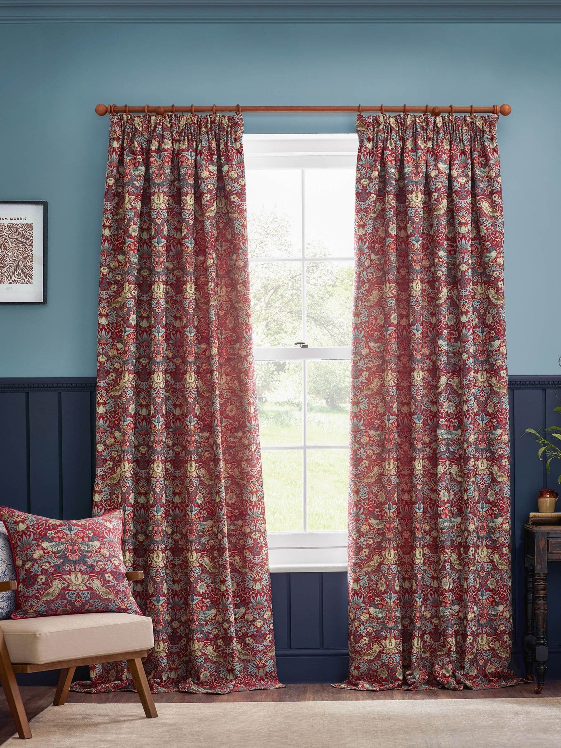Morris & Co Strawberry Thief jacquard curtains 117x137cm, UK version