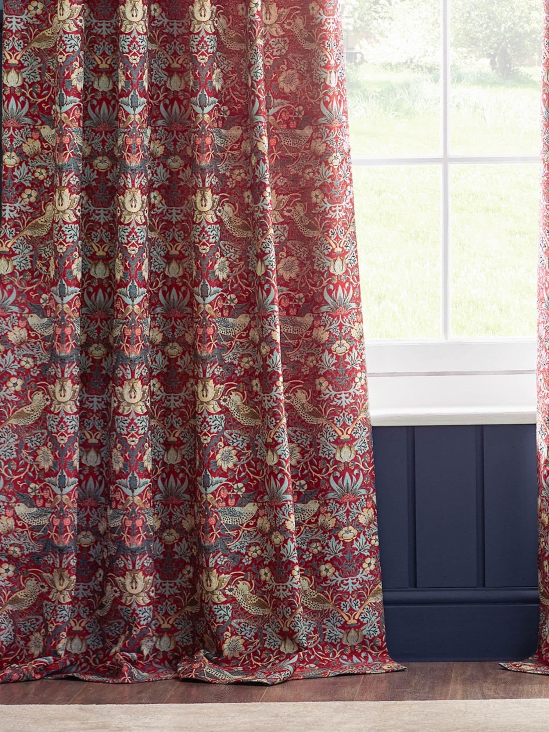 Morris & Co Strawberry Thief jacquard curtains 117x137cm, UK version