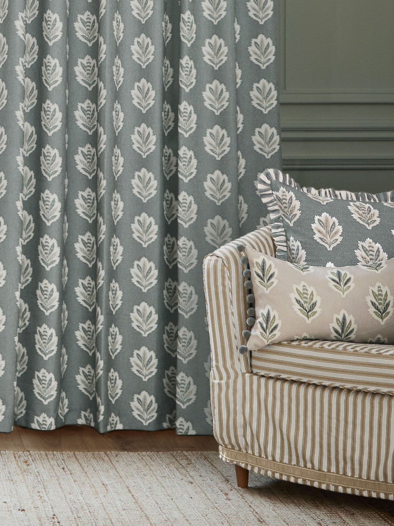 Sanderson curtains Delph Blue Sessile Leaf printed 117x137cm, UK version