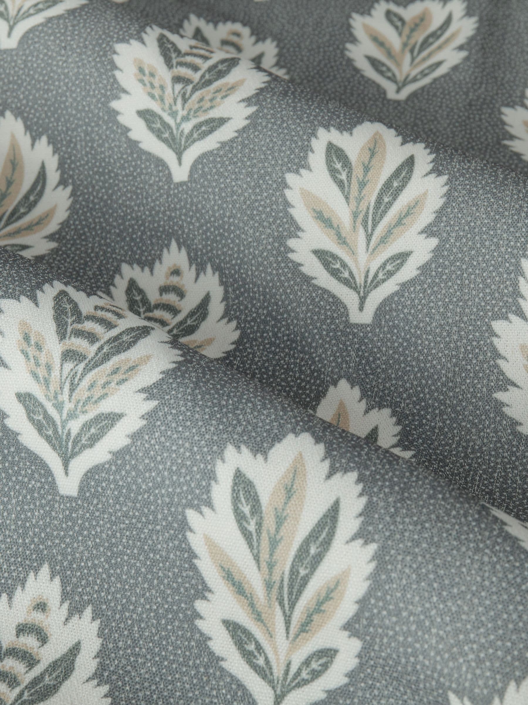 Sanderson curtains Delph Blue Sessile Leaf printed 117x137cm, UK version