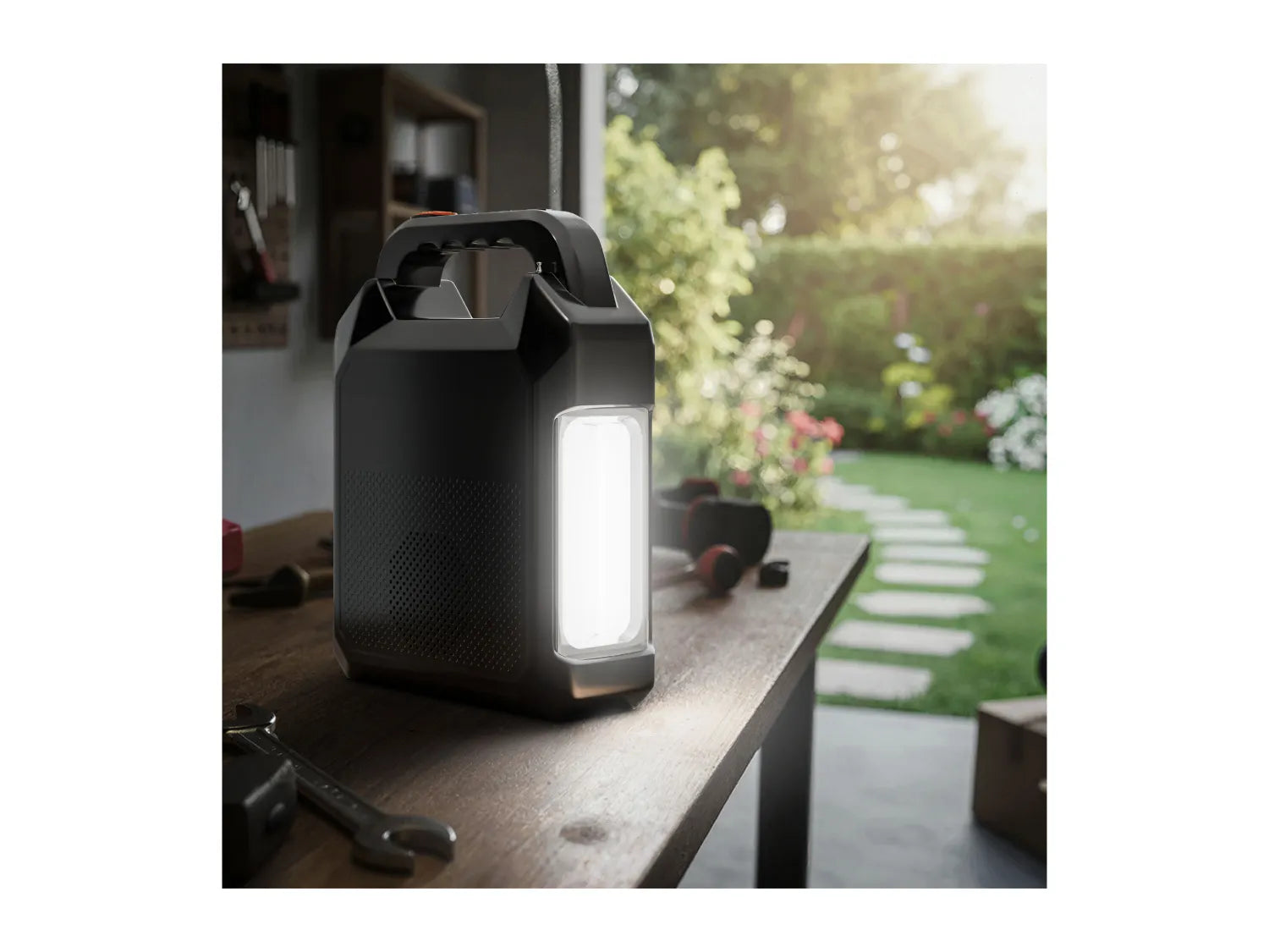 Multifunction solar station with LED light, radio and power bank - British product
