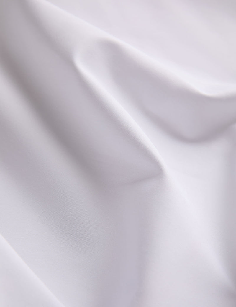 230 thread count Egyptian cotton fitted sheet for 25cm deep mattresses - British product