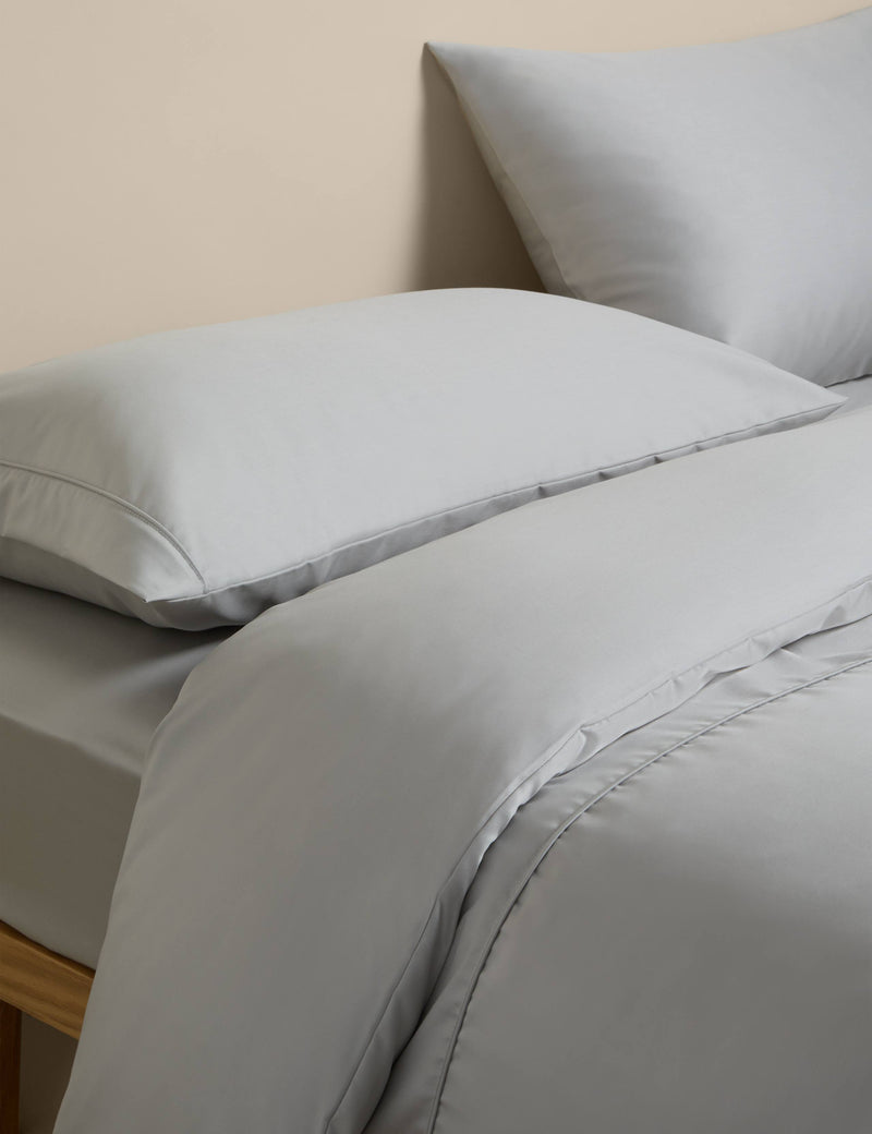Egyptian cotton sateen bedding set 230 thread count, imported from the UK