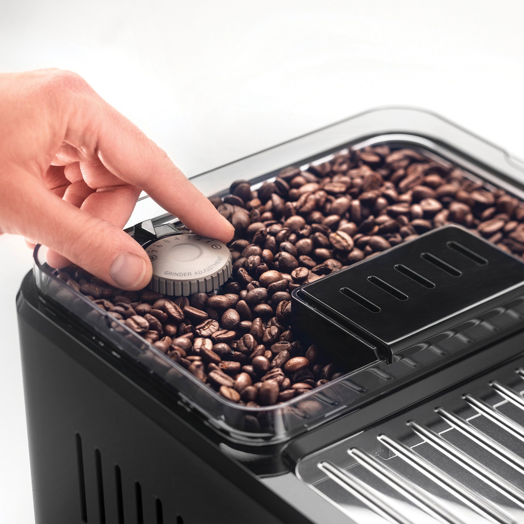 De'Longhi Eletta Explore Hot & Cold Bean to Cup Coffee Machine - British product