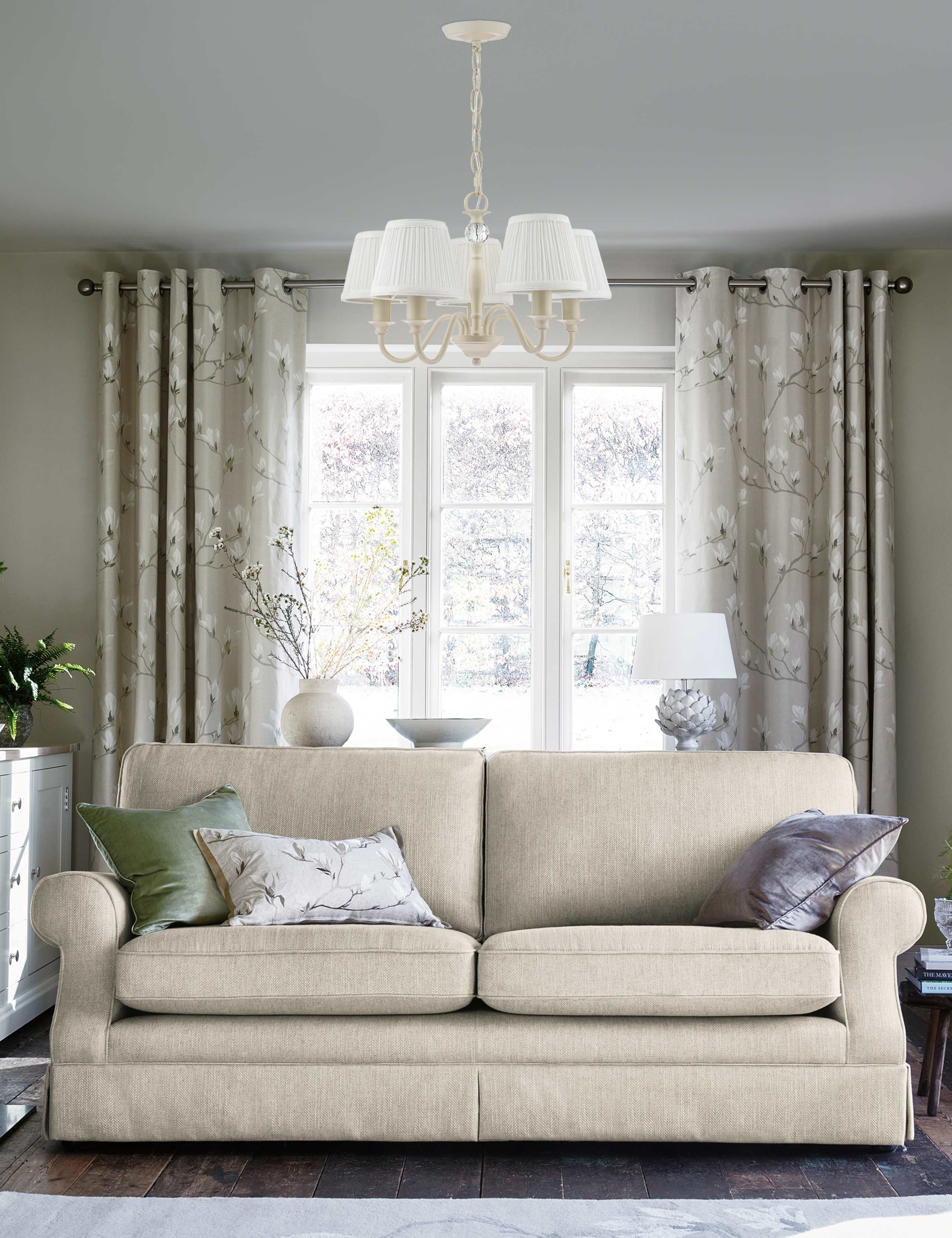 Laura Ashley Ellis five arm pendant light 48cm, UK version