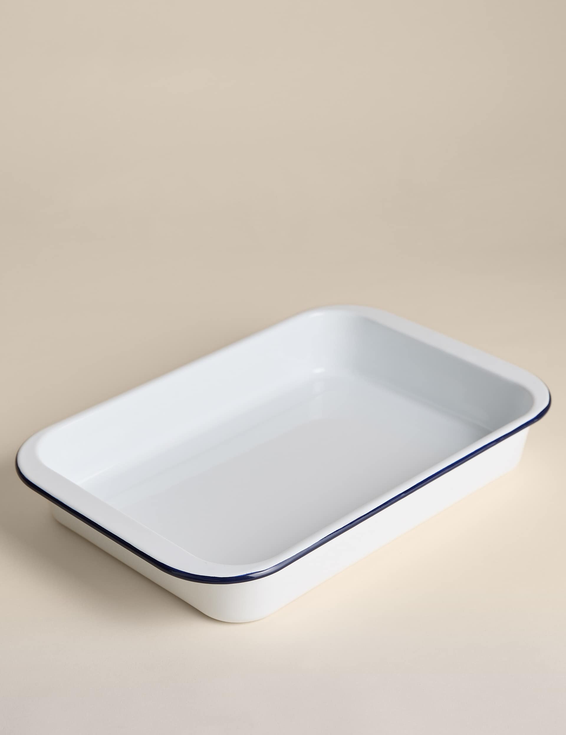 Enamel 41cm roaster - British product