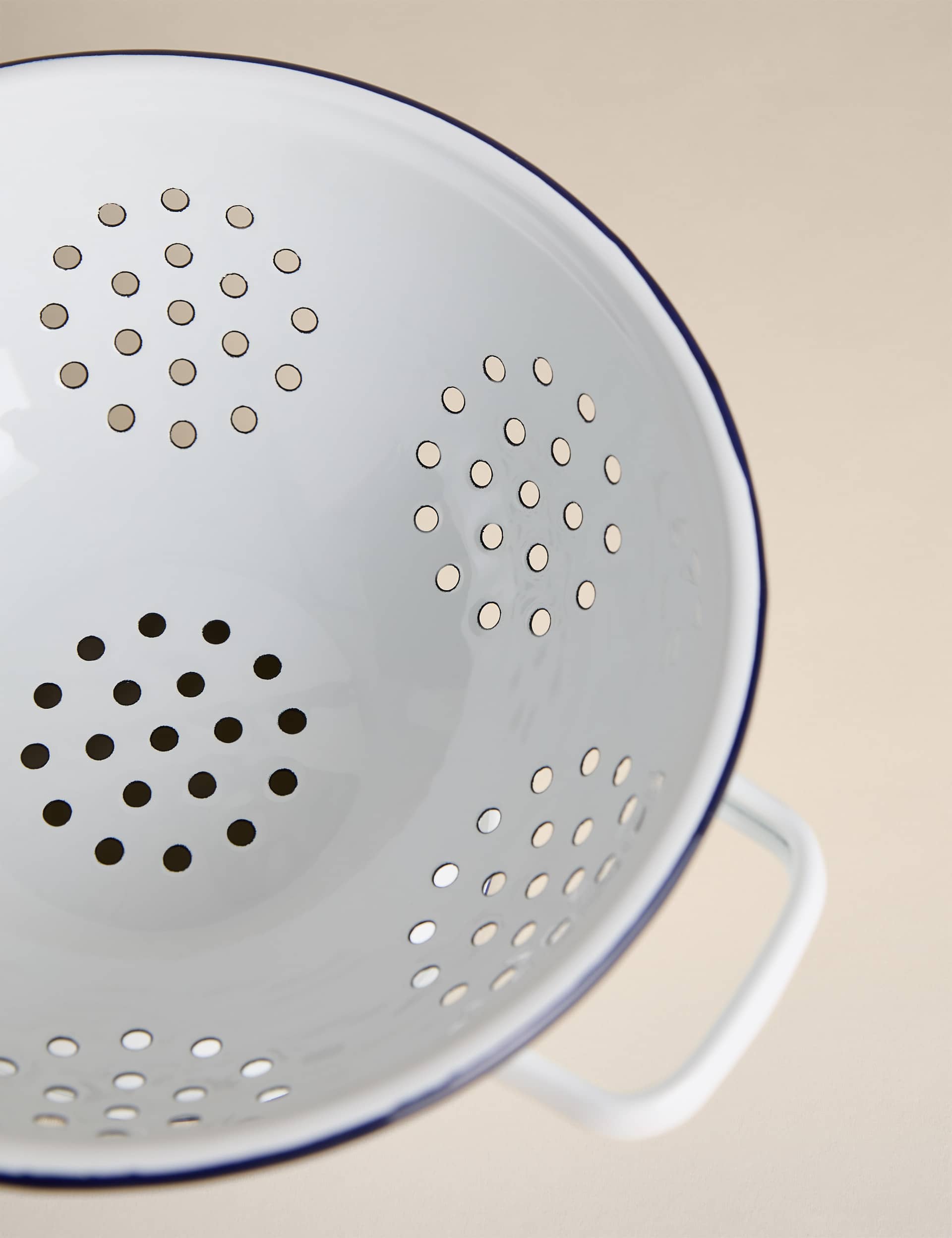 Enamel colander 24 cm - British product