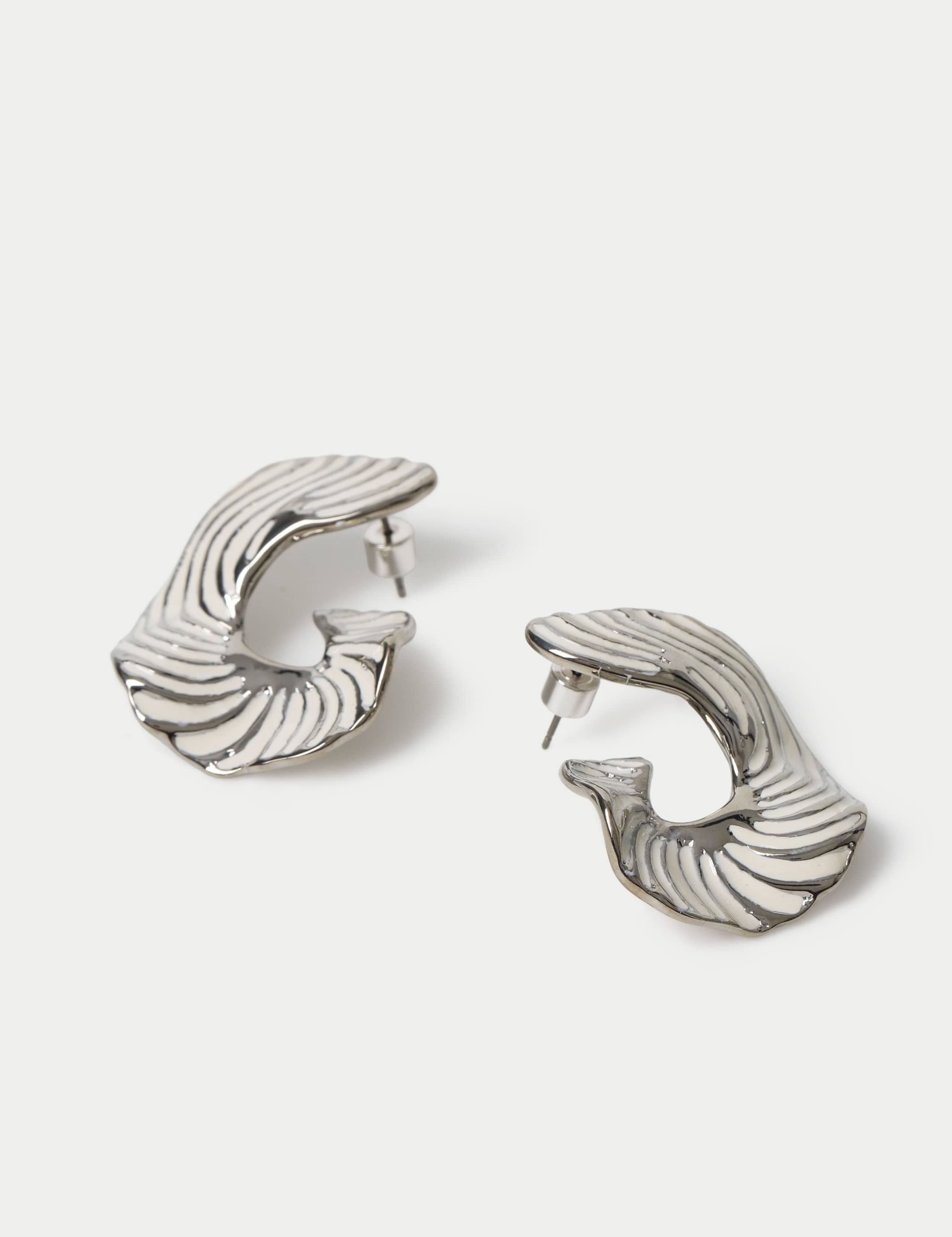Emaille-Zebra-Creolen mit unregelmäßigem Design - Britisches Produkt