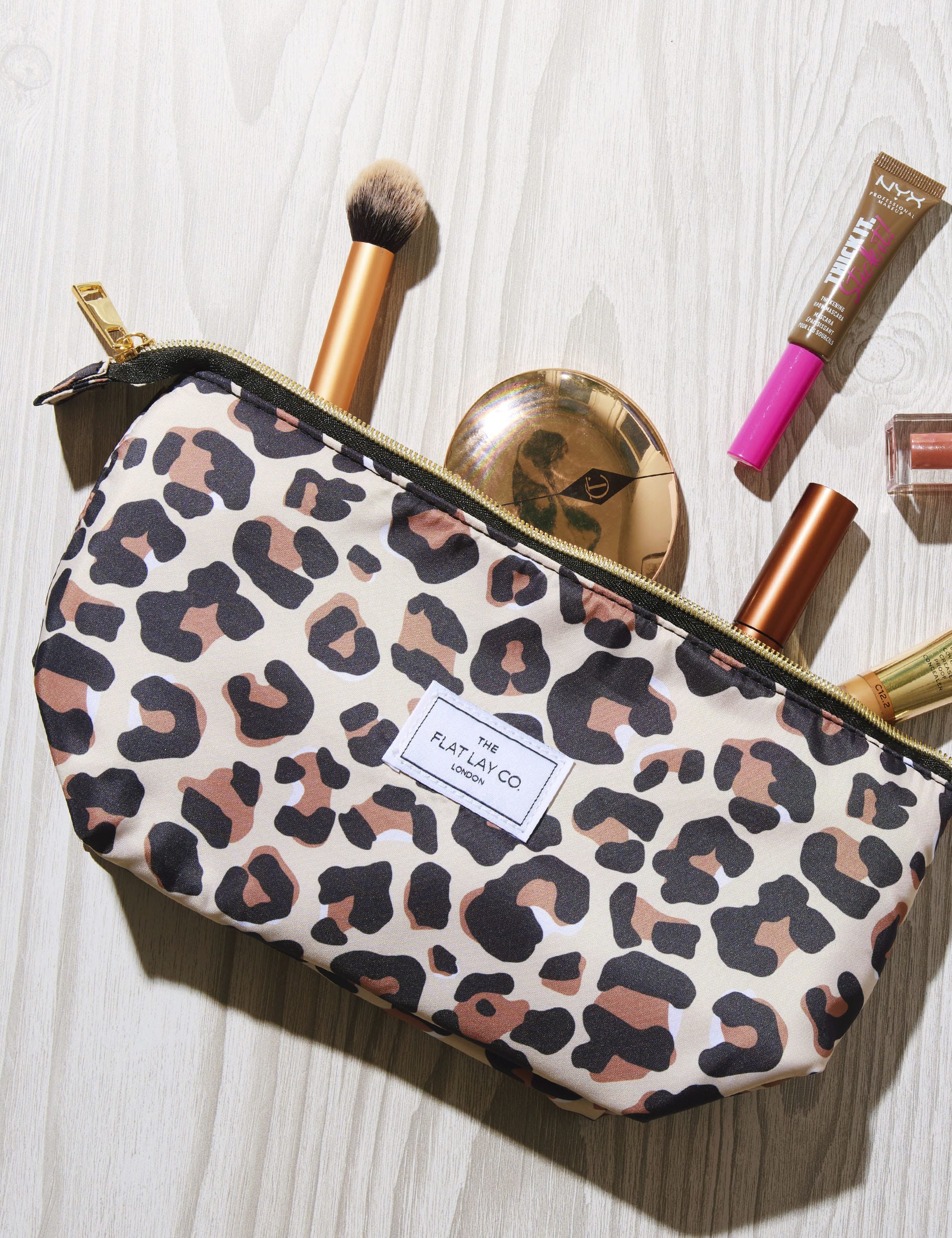 The Flat Lay Co. leopard print makeup pouch - British product