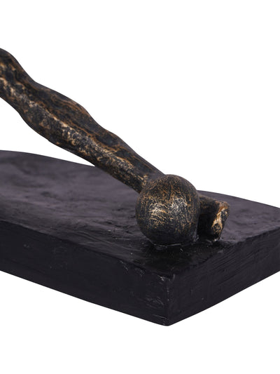 Next Libra Interiors Bronse Fotballspiller Skulptur- Kjøp online på McGrocer