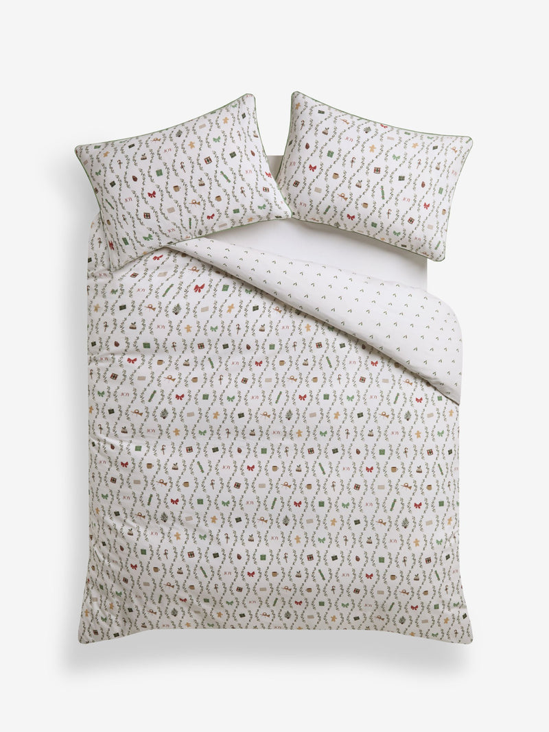 Natural Icons Christmas duvet cover set, imported from the UK