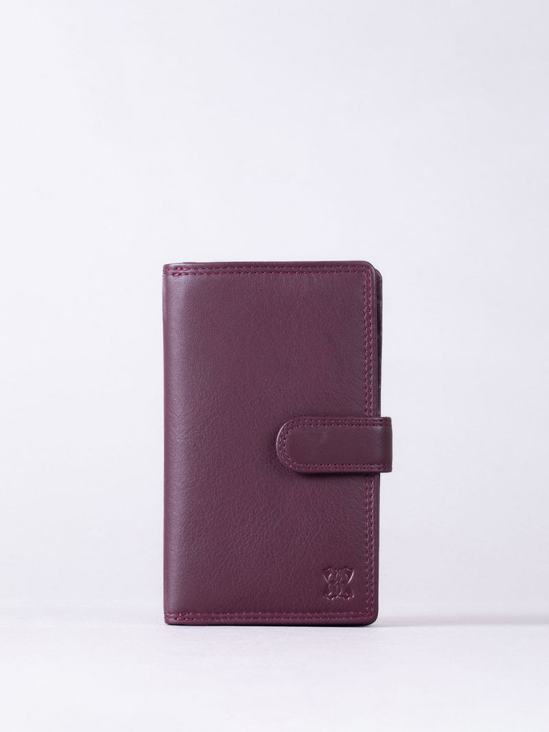 Lakeland Leather Black Medium Tab Purse