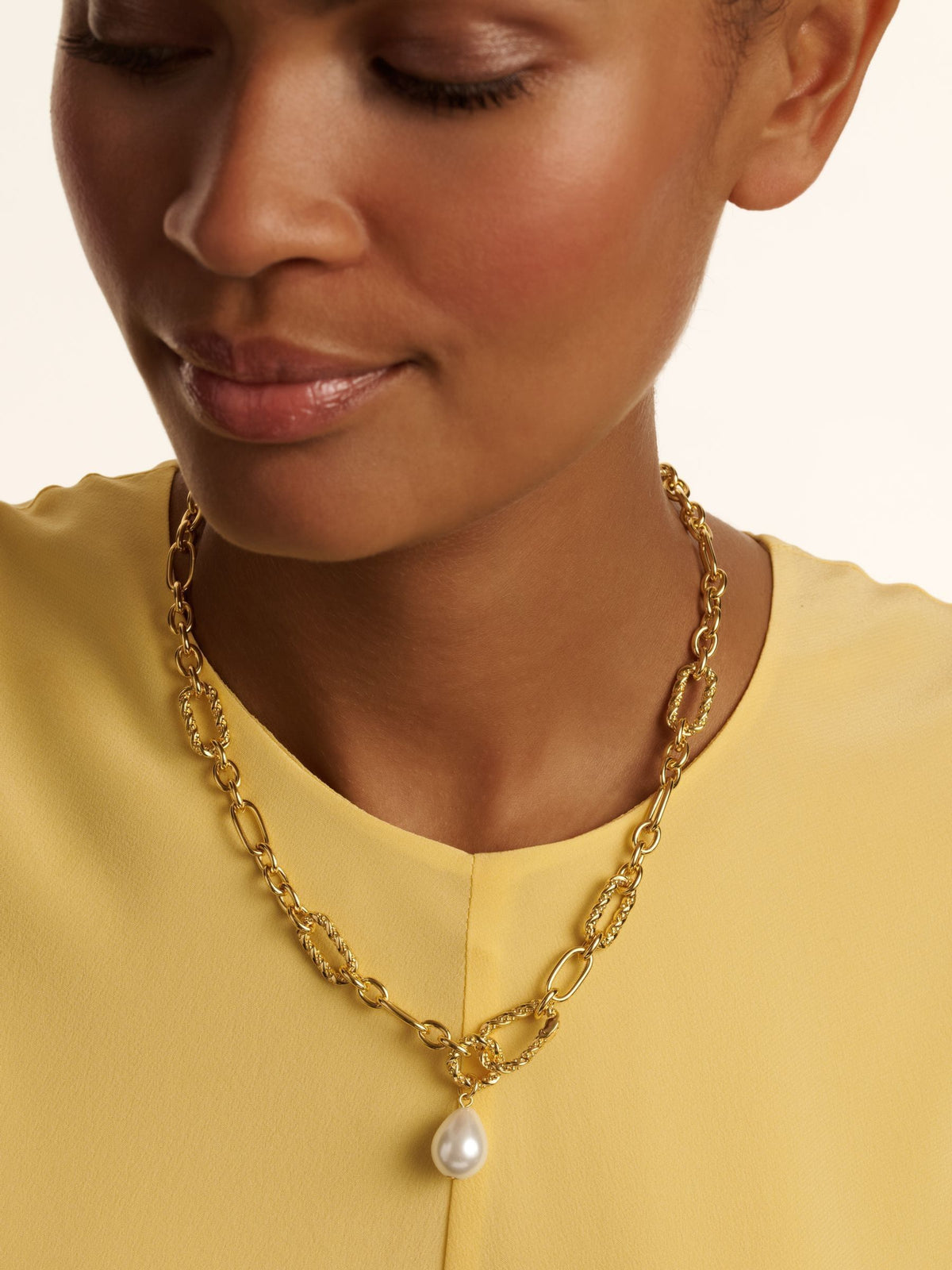 Ted Baker gold tone pearl pendant necklace 45cm (British brand)